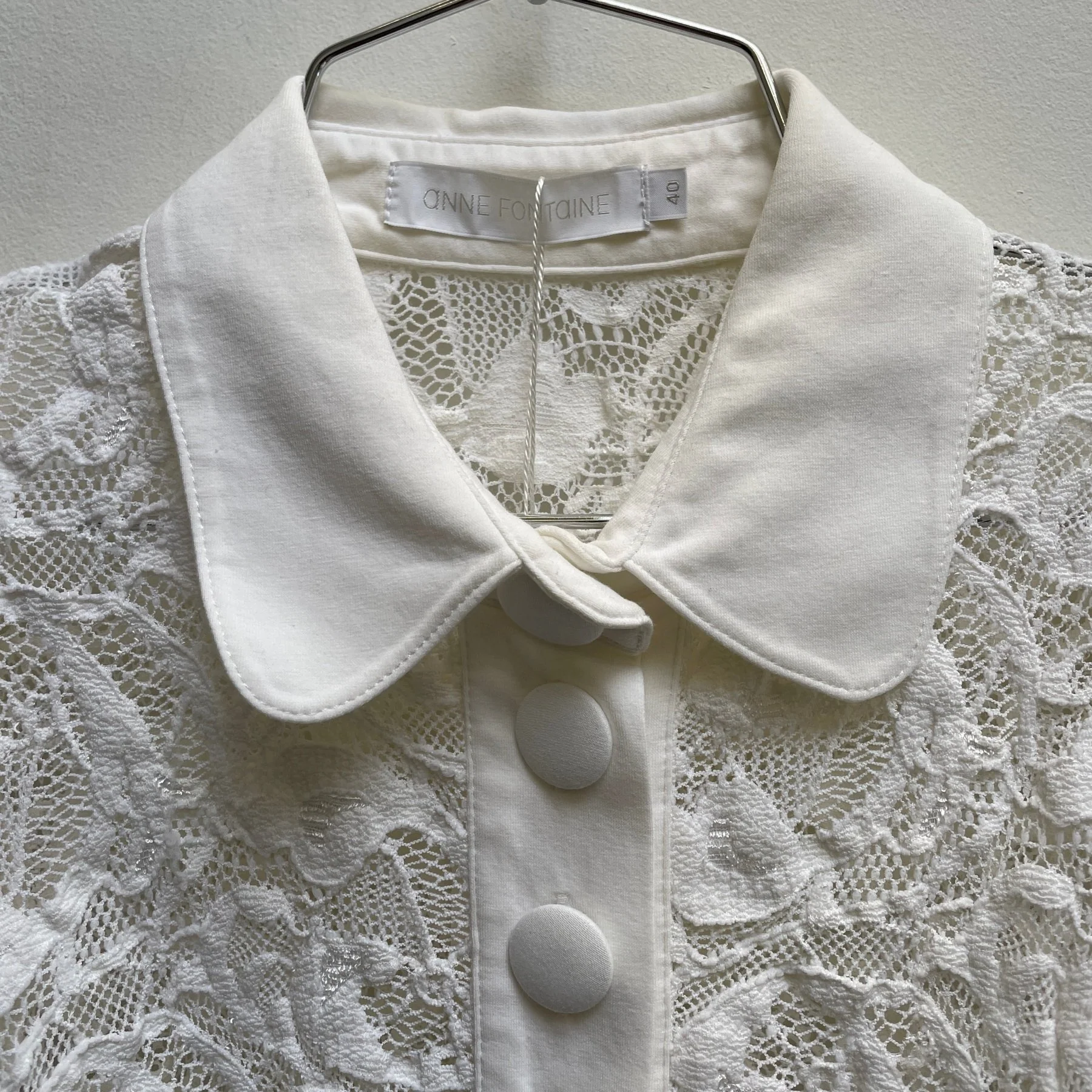 00s Anne Fontaine Lace Puff Sleeve Polo - Image 3