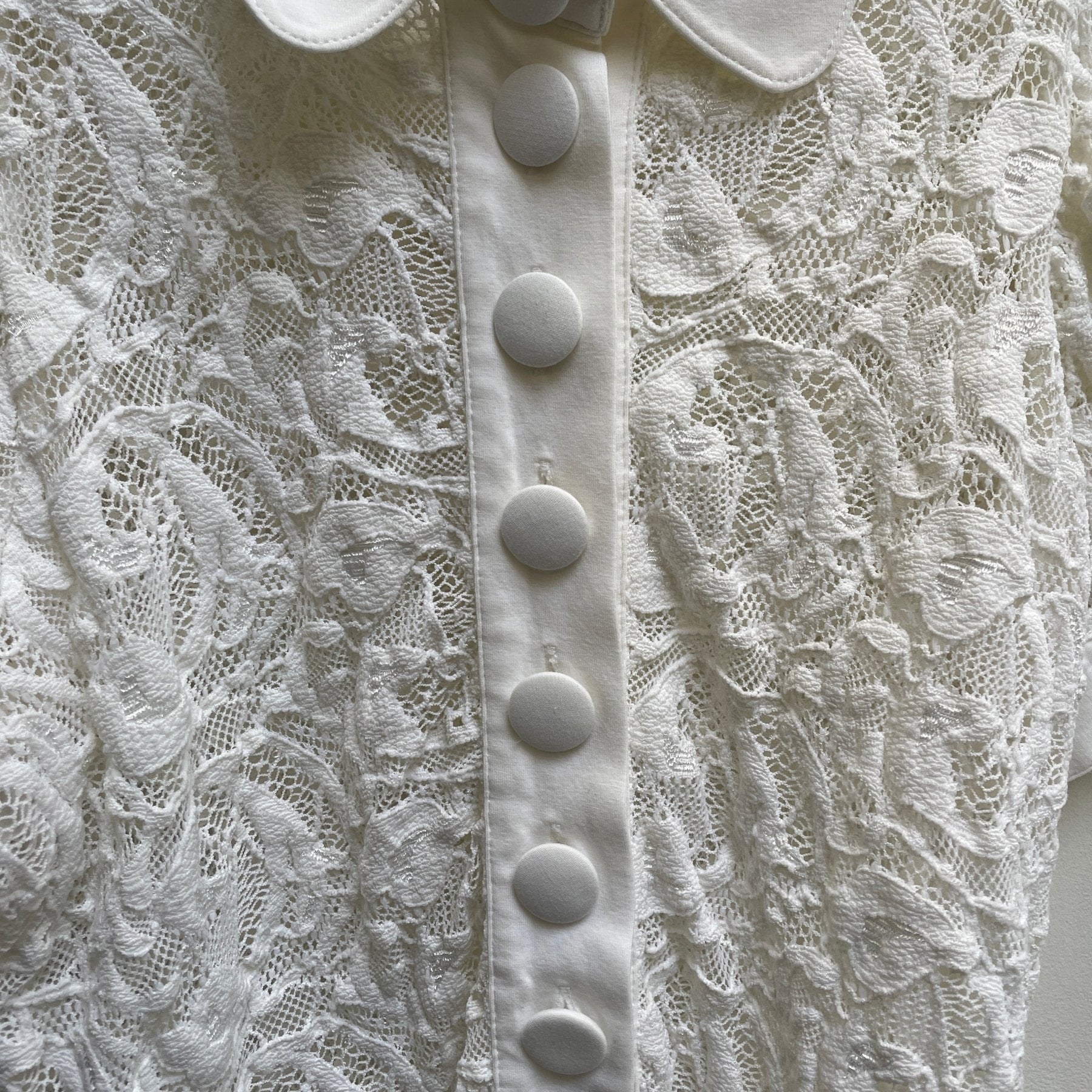 00s Anne Fontaine Lace Puff Sleeve Polo - Image 5