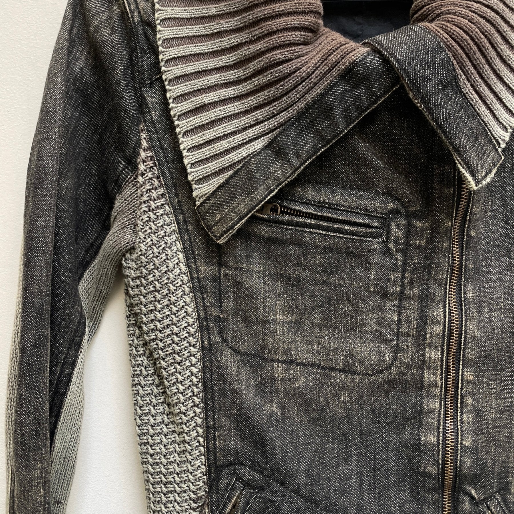 00s Atsuro Tayama High Neck Denim Knit Jacket - Image 5