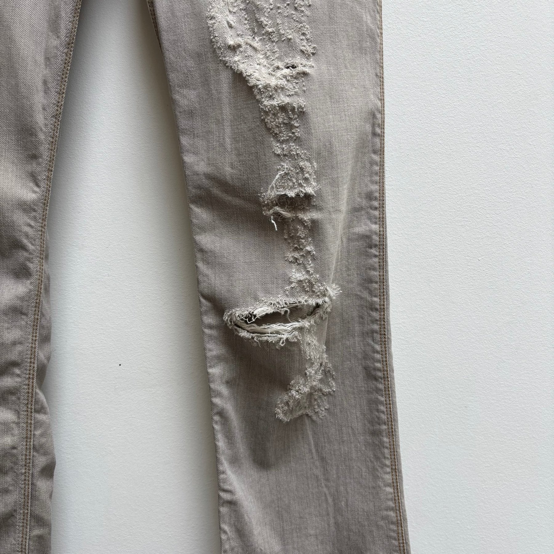 00s Dolce & Gabbana Distressed Ripped Jeans - Image 5