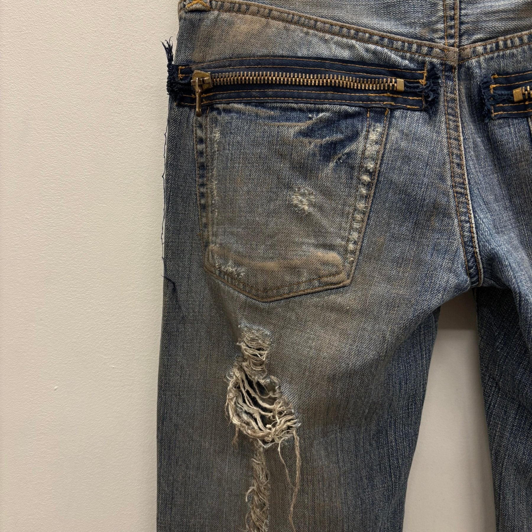 00s Dolce & Gabbana Mud Wash Distressed Straight Leg Jeans - Image 11