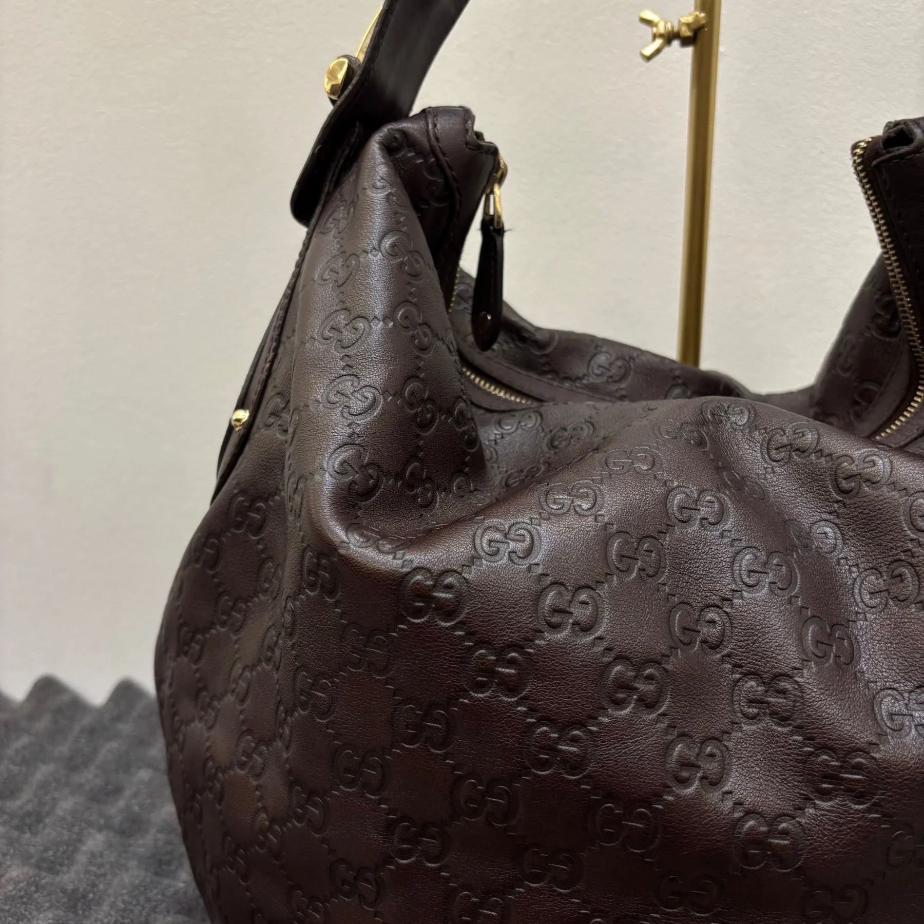 00s Gucci Guccissima Large Leather Hobo Bag - Image 3