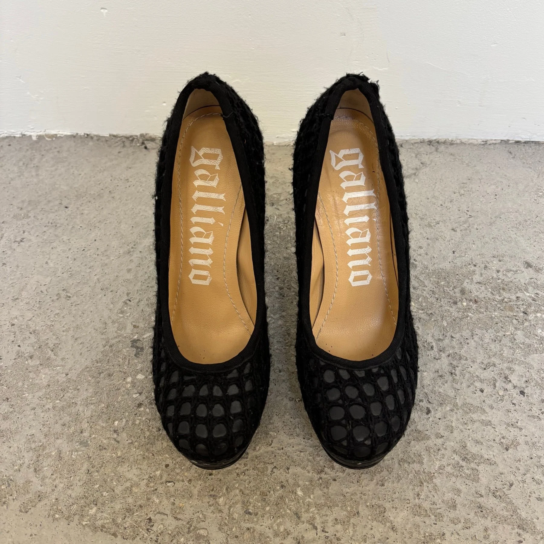 00s John Galliano Layered Crochet Leather Heels - Image 3