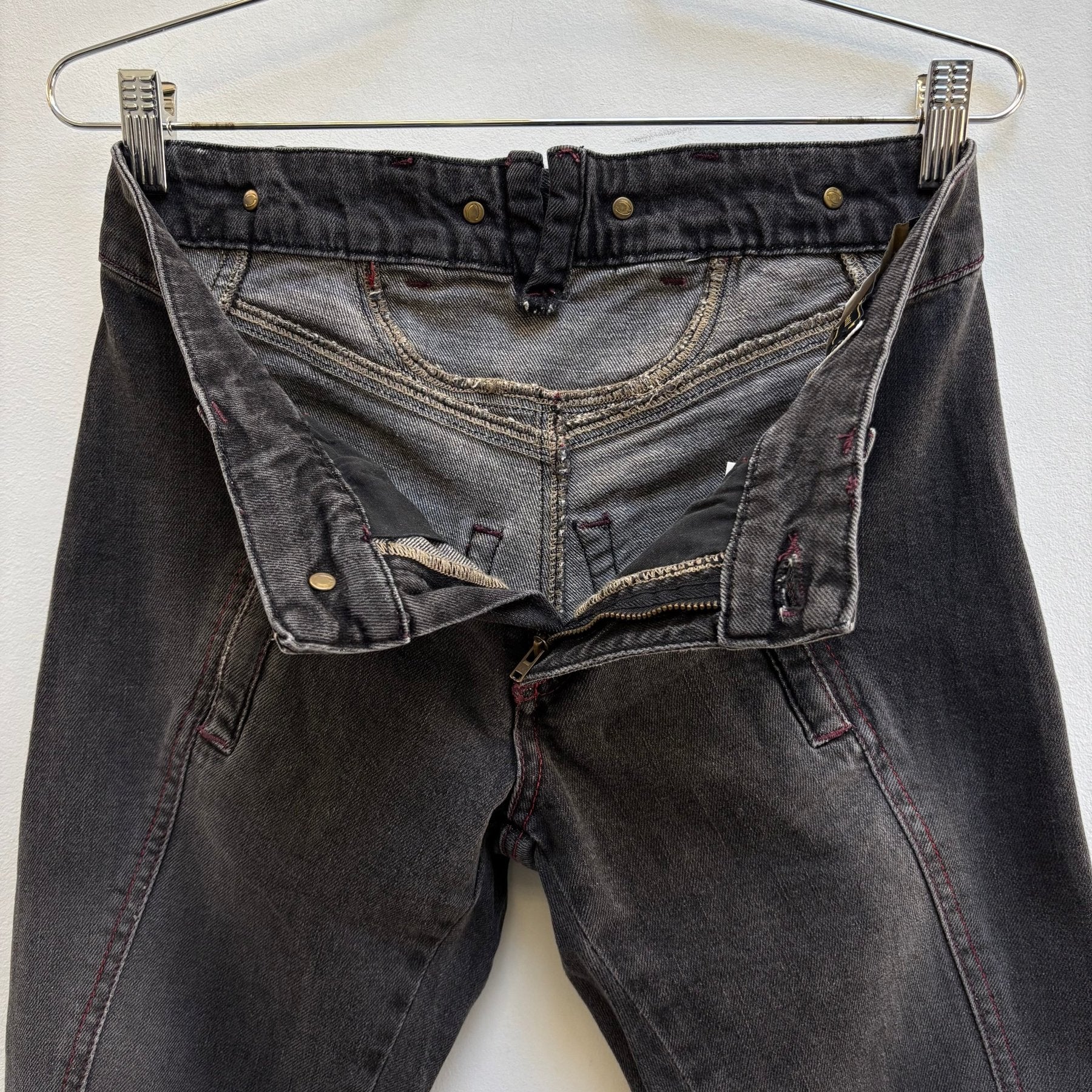 00s Just Cavalli Capris Jeans - Image 13