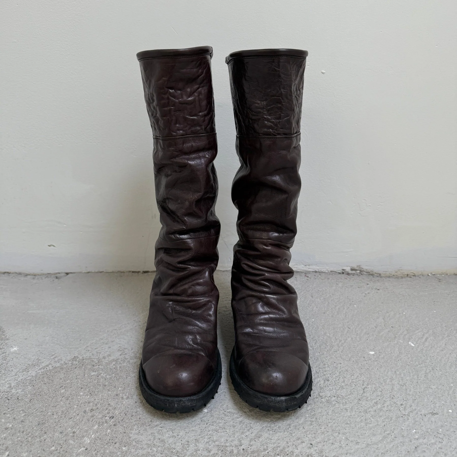 00s Mihara Yasuhiro Wrinkled Boots - Image 2