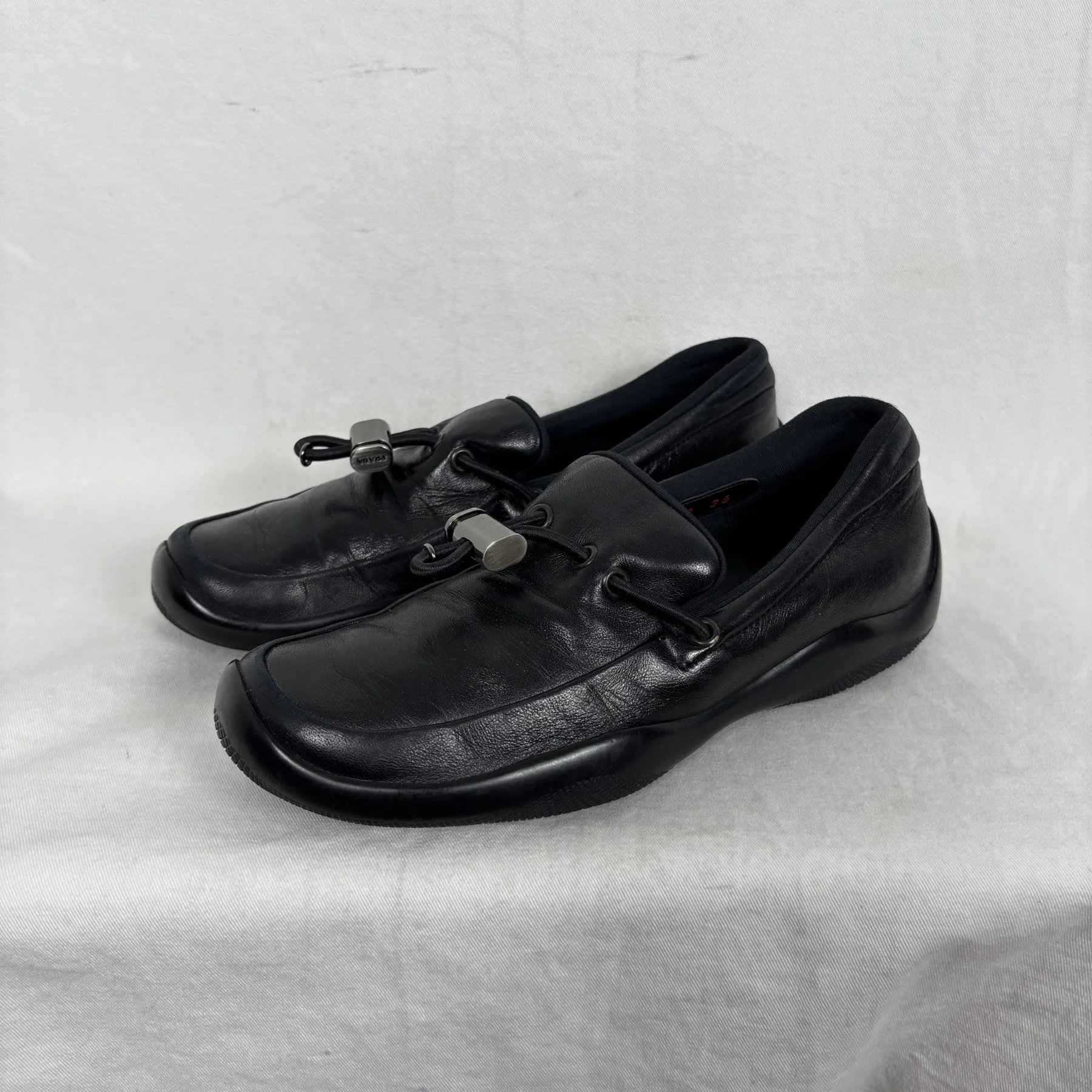 00s Prada Leather Loafers - Image 3