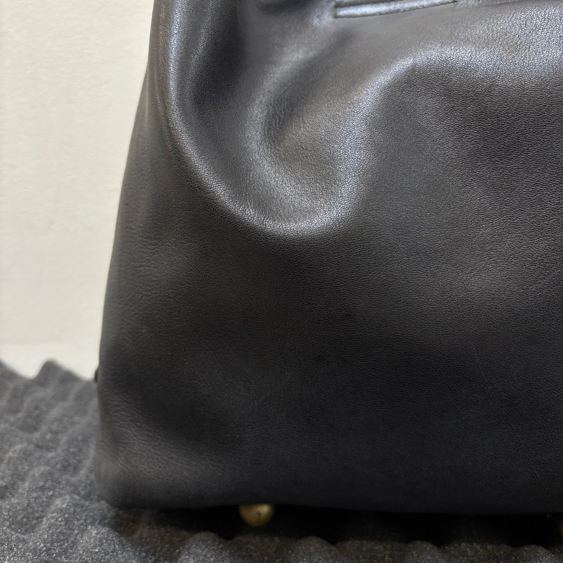 00s Prada Lucite Strap Leather Hobo Bag - Image 6
