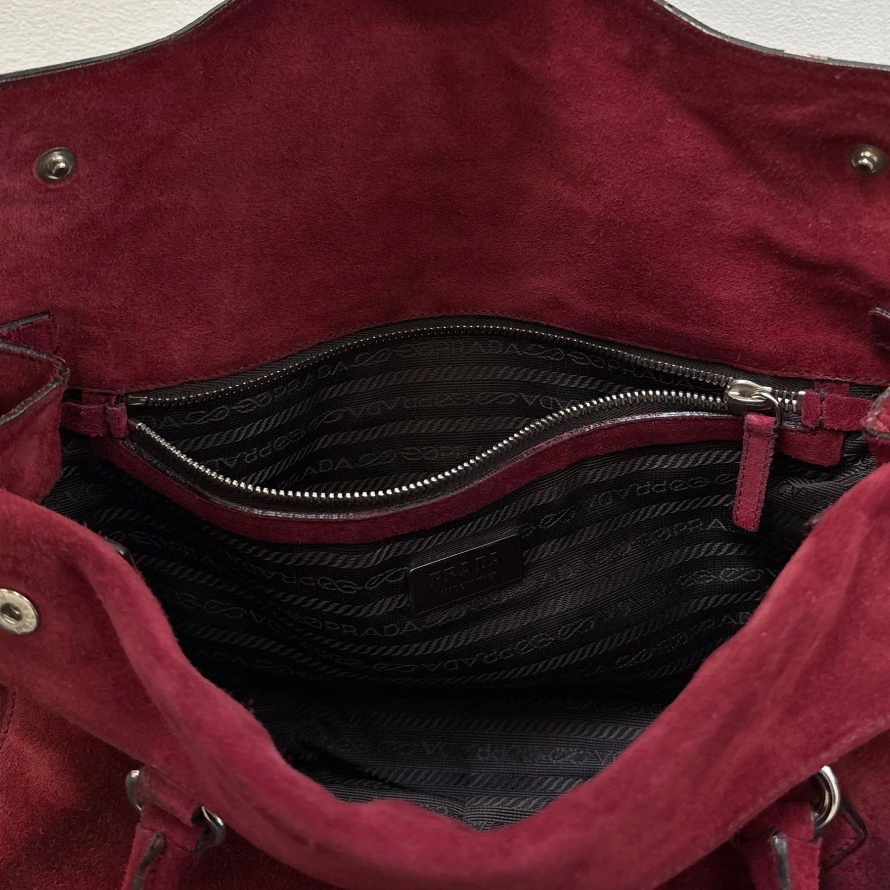 00s Prada Suede Camoscio Shoulder Bag - Image 9