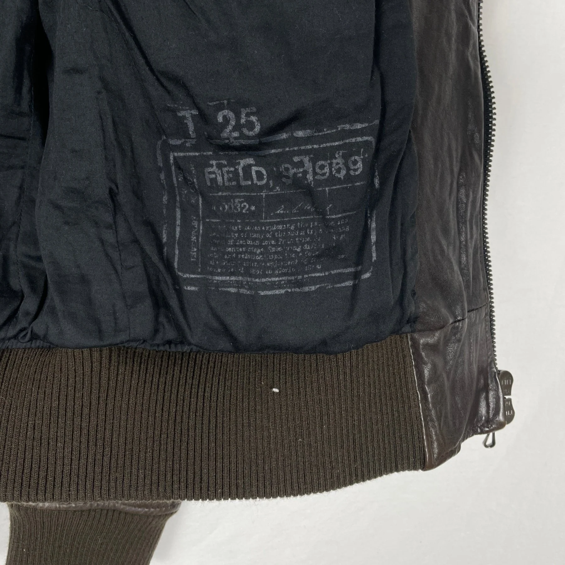 00s Shellac Cargo Pocket Leather Jacket - Image 8