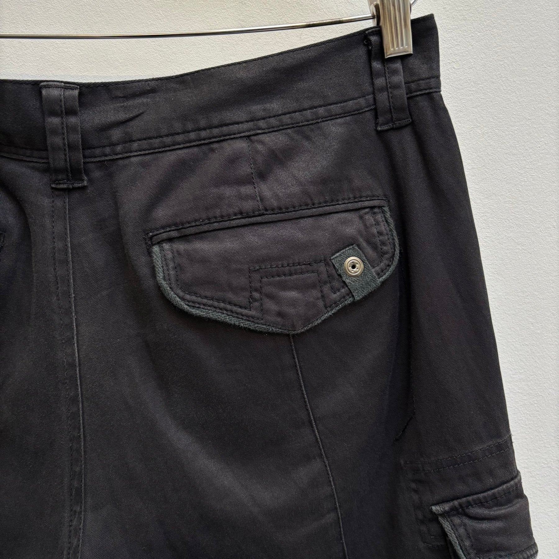 00s Tornado Mart Coated Cargo Shorts - Image 7