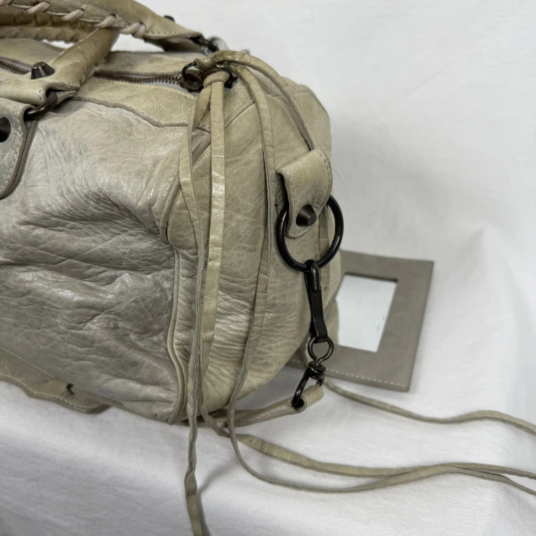 08 Balenciaga Grey/Pistachio Green Twiggy Bag - Image 7