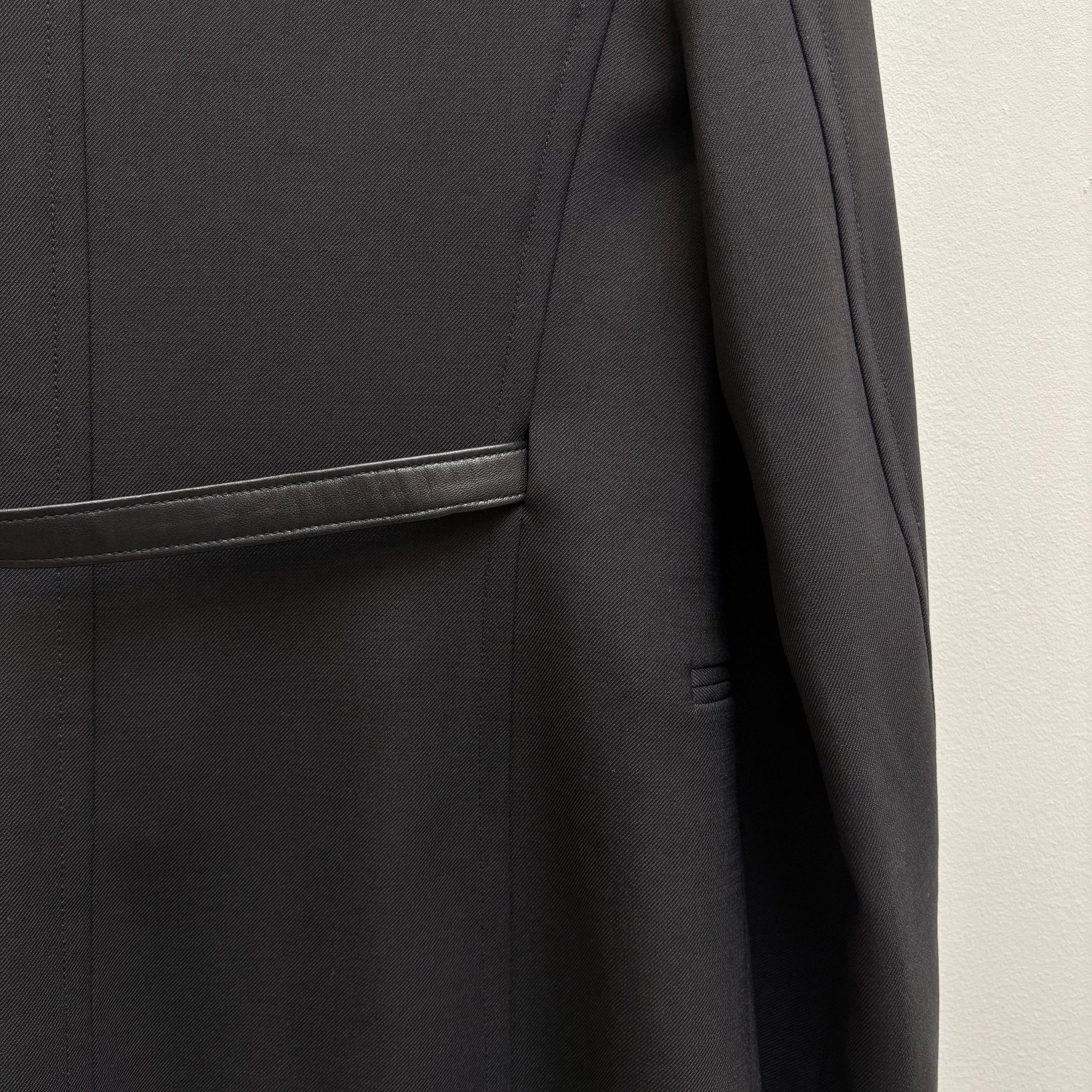2010s Helmut Lang Tailored Blazer - Image 8