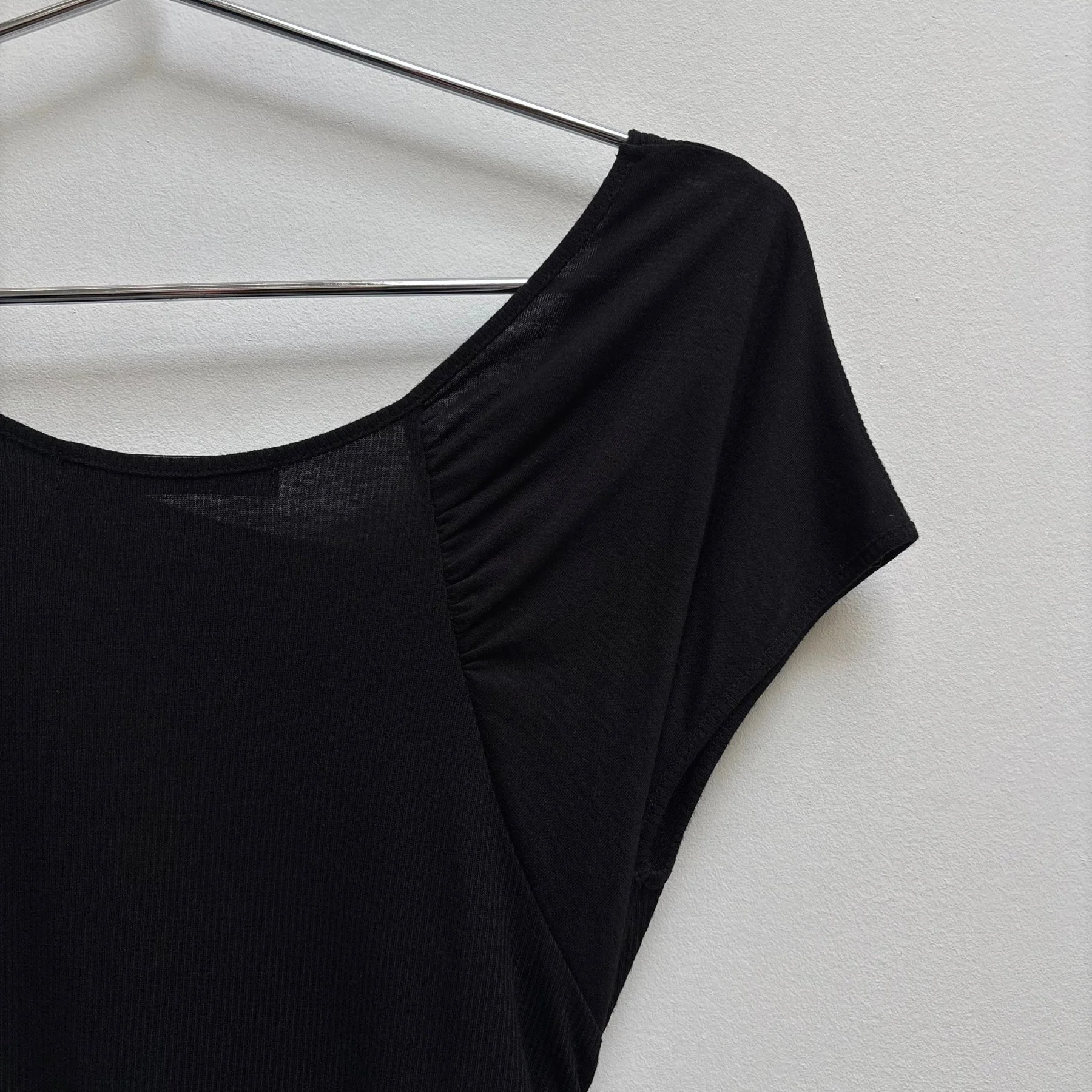 00s 5351 Pour Les Femmes Asymmetrical Rouched Top - Image 7