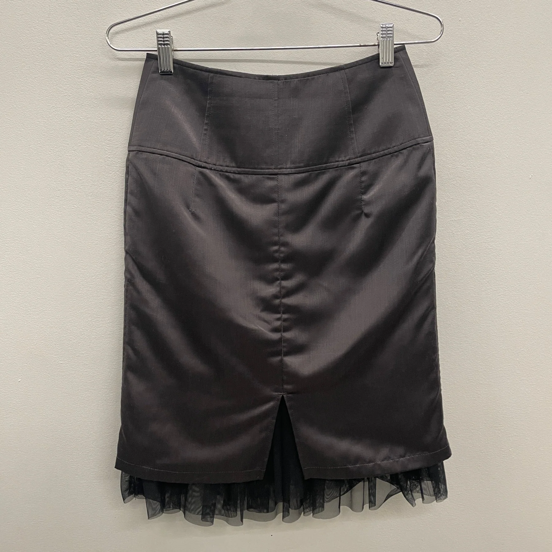 5351 Pour Les Femmes Midi Satin Skirt - Image 2