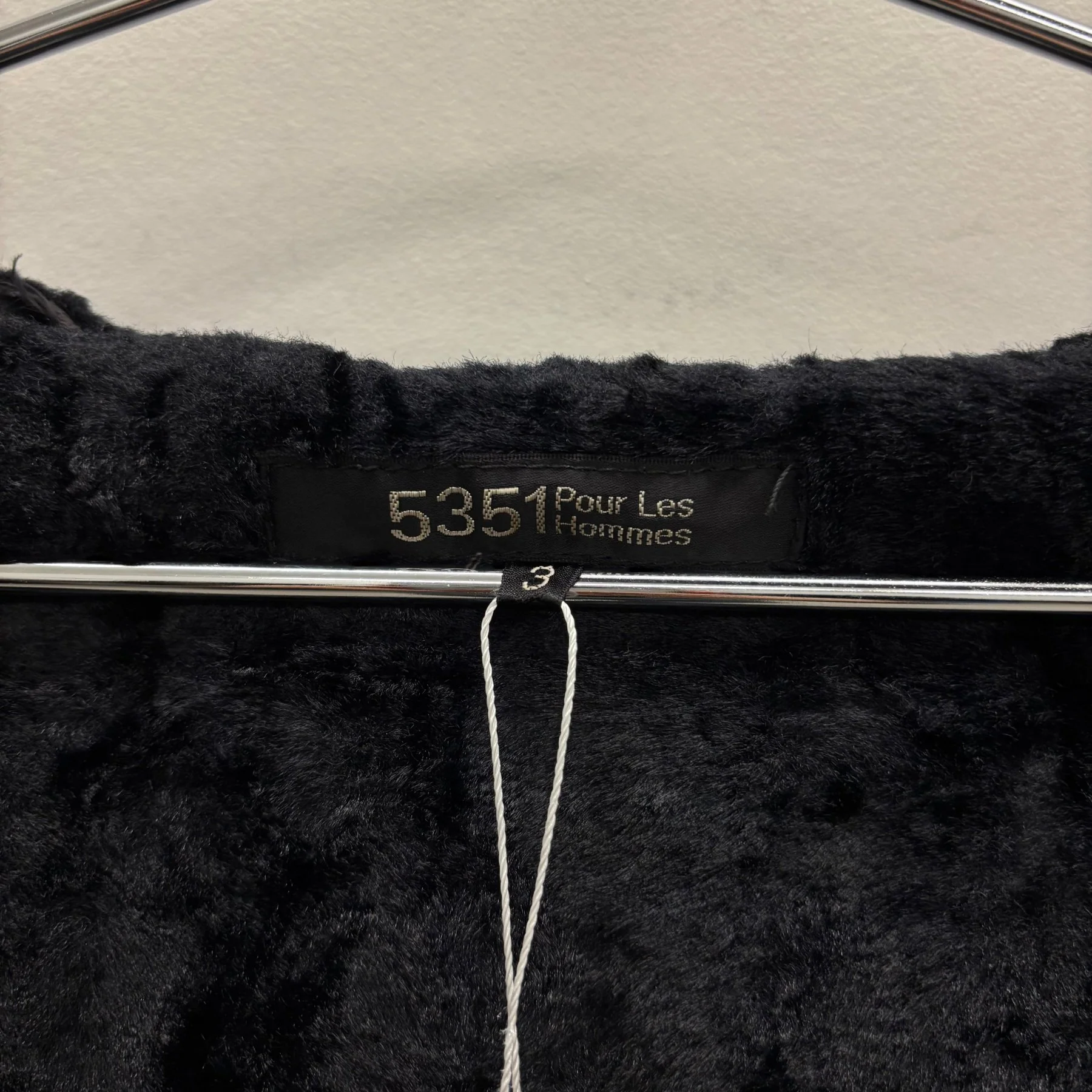 5351 Pour Les Hommes Fur Hooded Bomber Jacket - Image 13