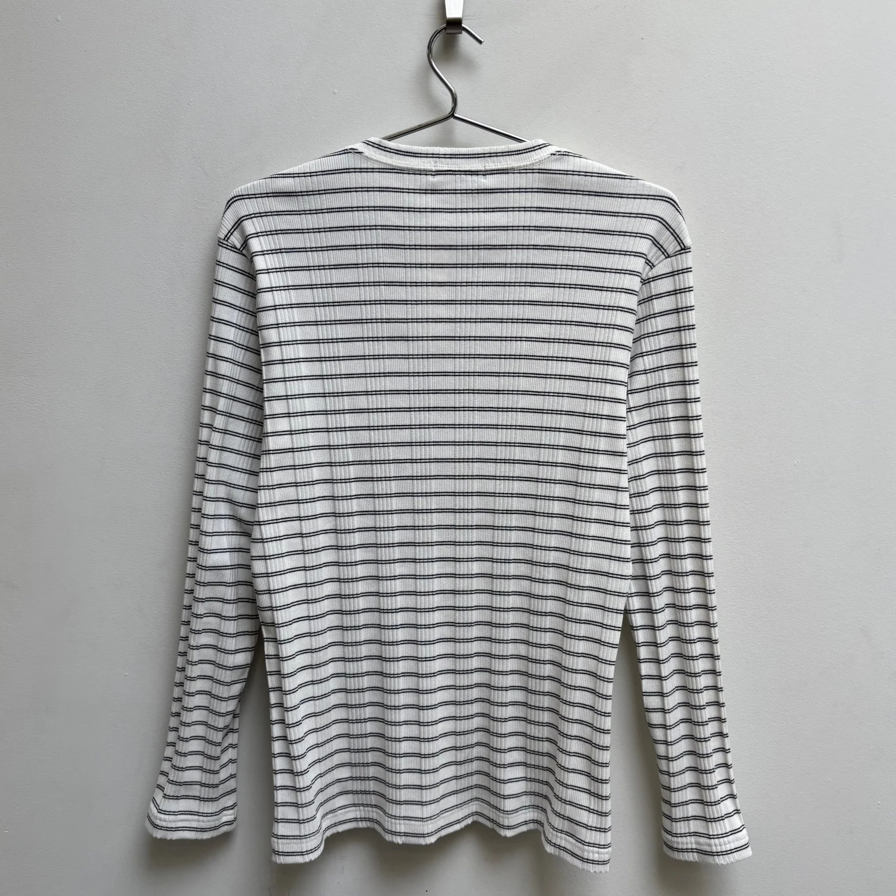 5351 Pour Les Hommes Striped V-Neck Ribbed Long Sleeve - Image 2