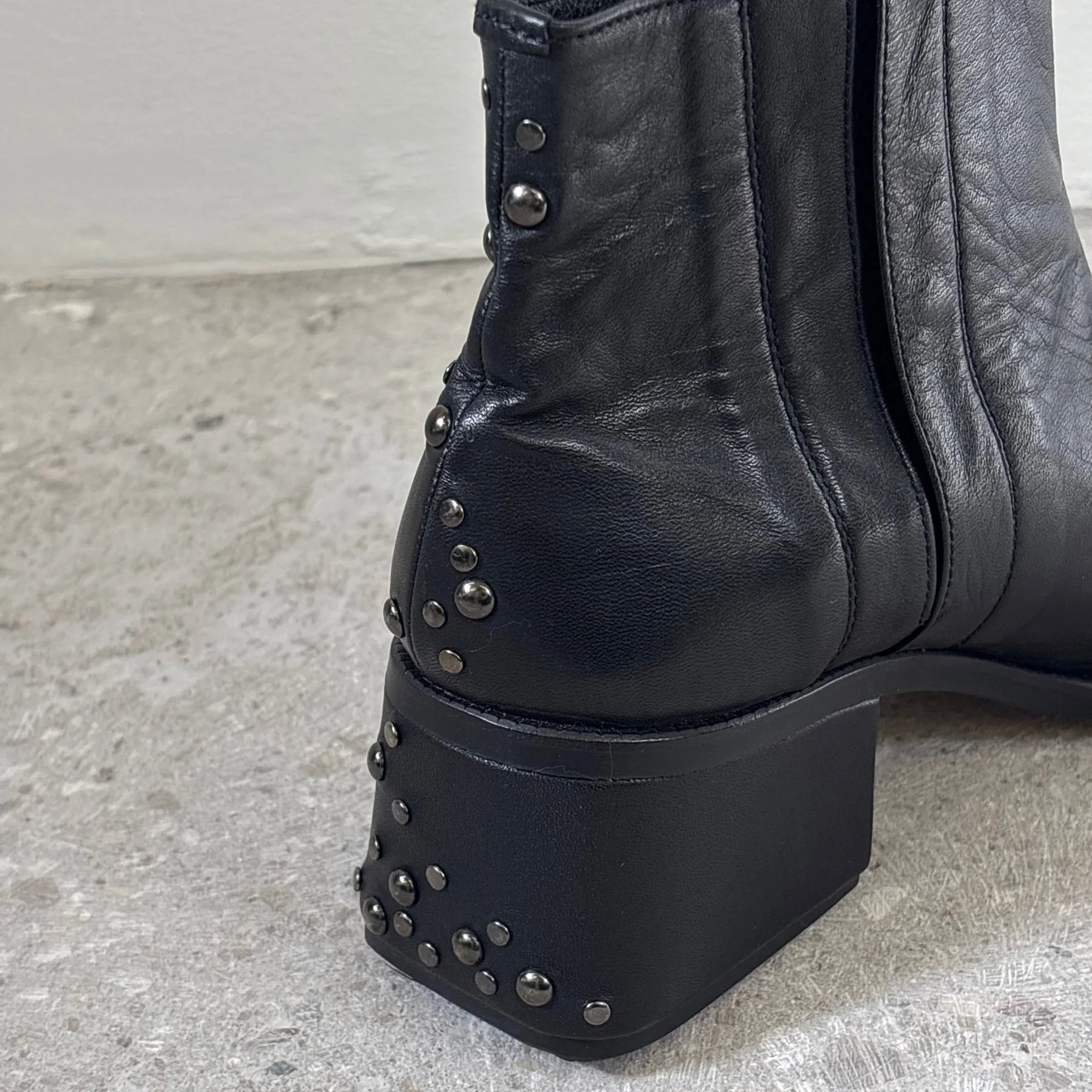 5351 Pour Les Hommes Studded Back Leather Boots - Image 5