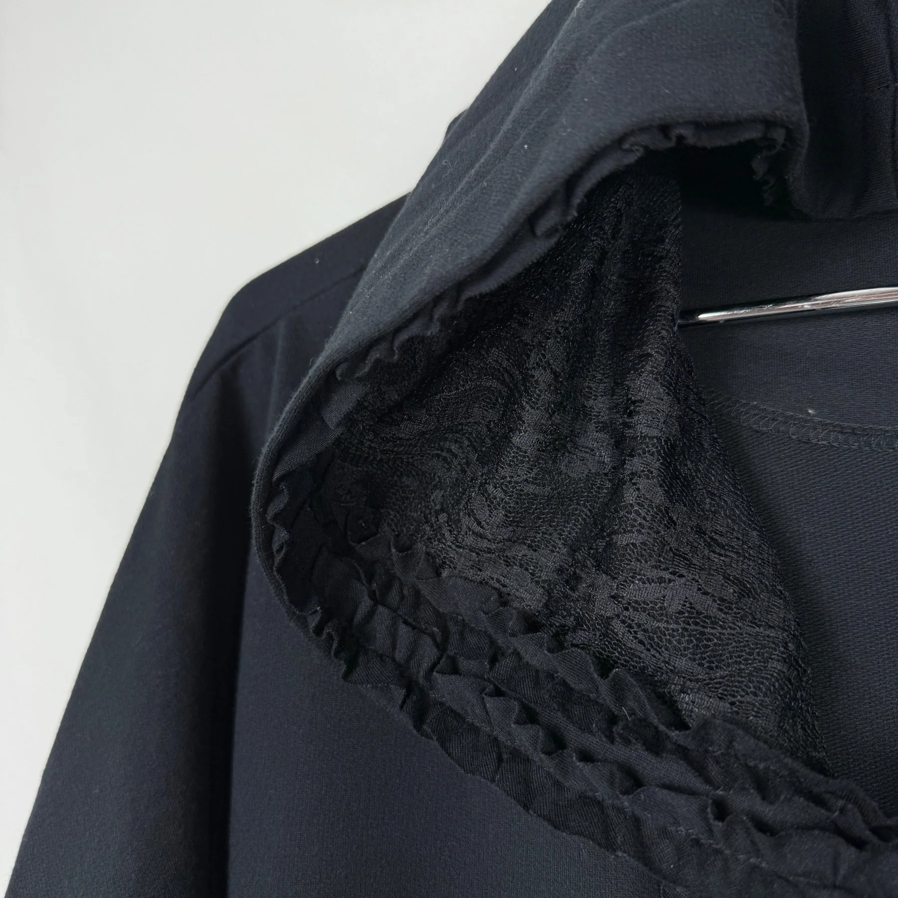 90s Atsuro Tayama "Refreshing" Lace Lined Hoodie Poncho - Image 6