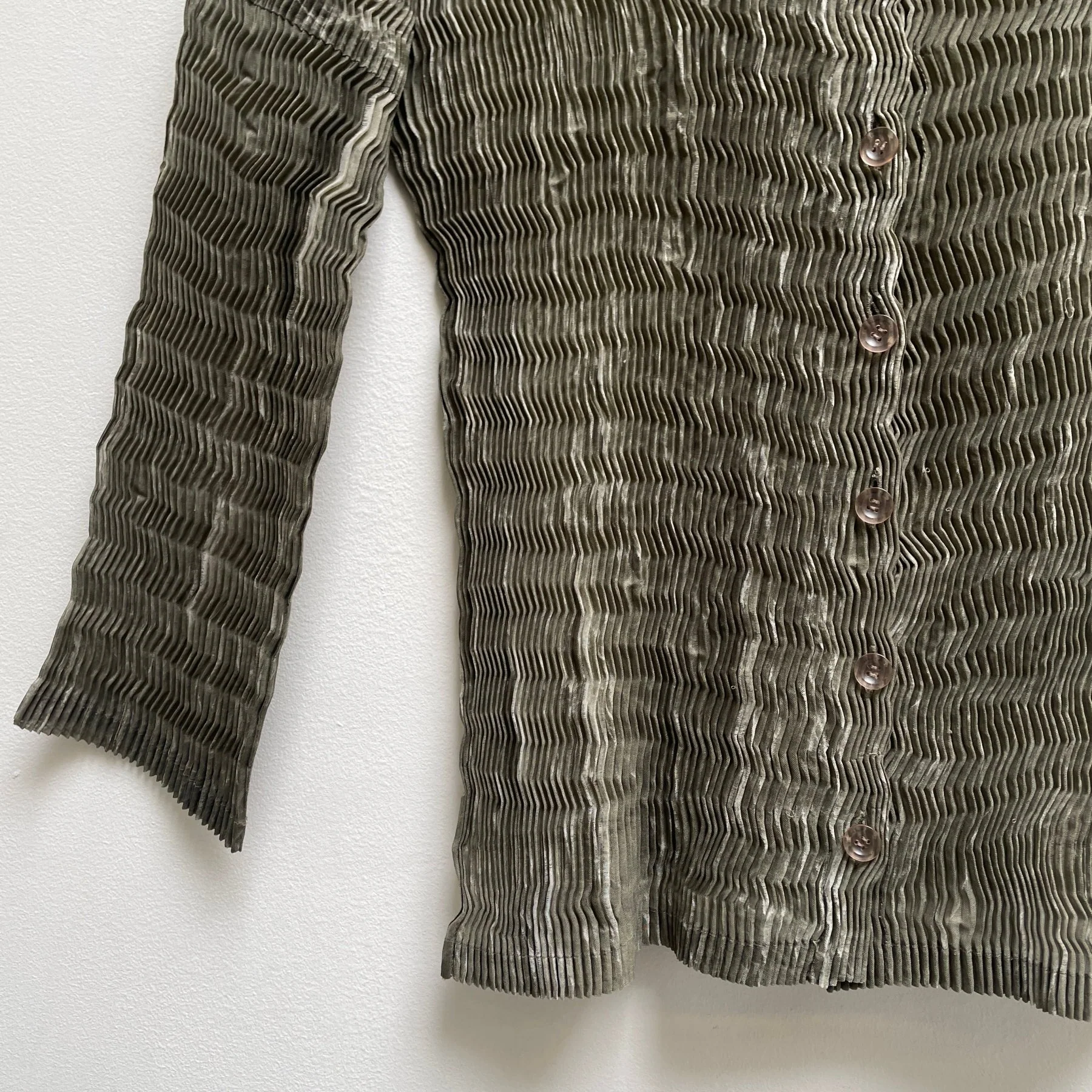 90s Issey Miyake Pleated Button-up - Image 5
