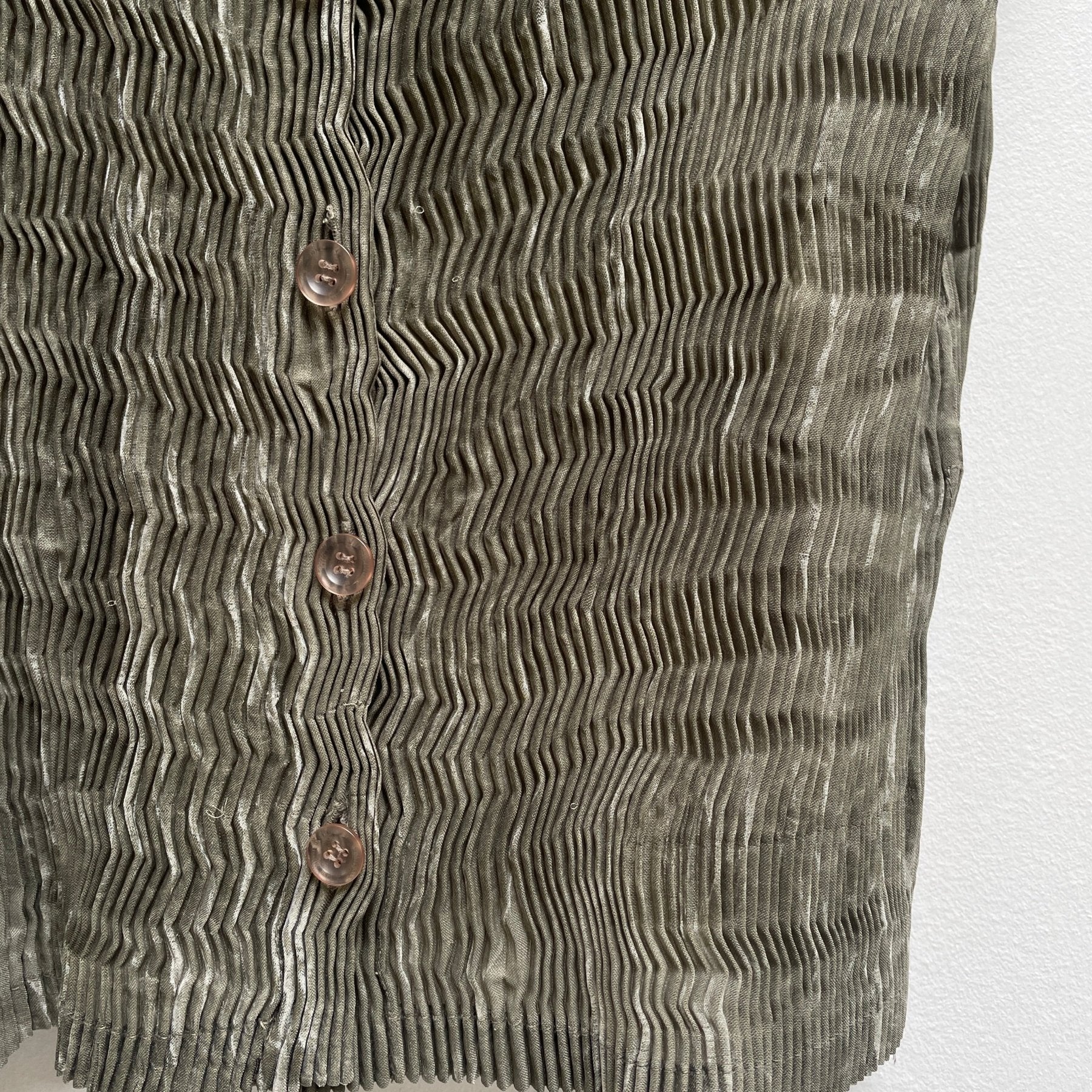90s Issey Miyake Pleated Button-up - Image 6