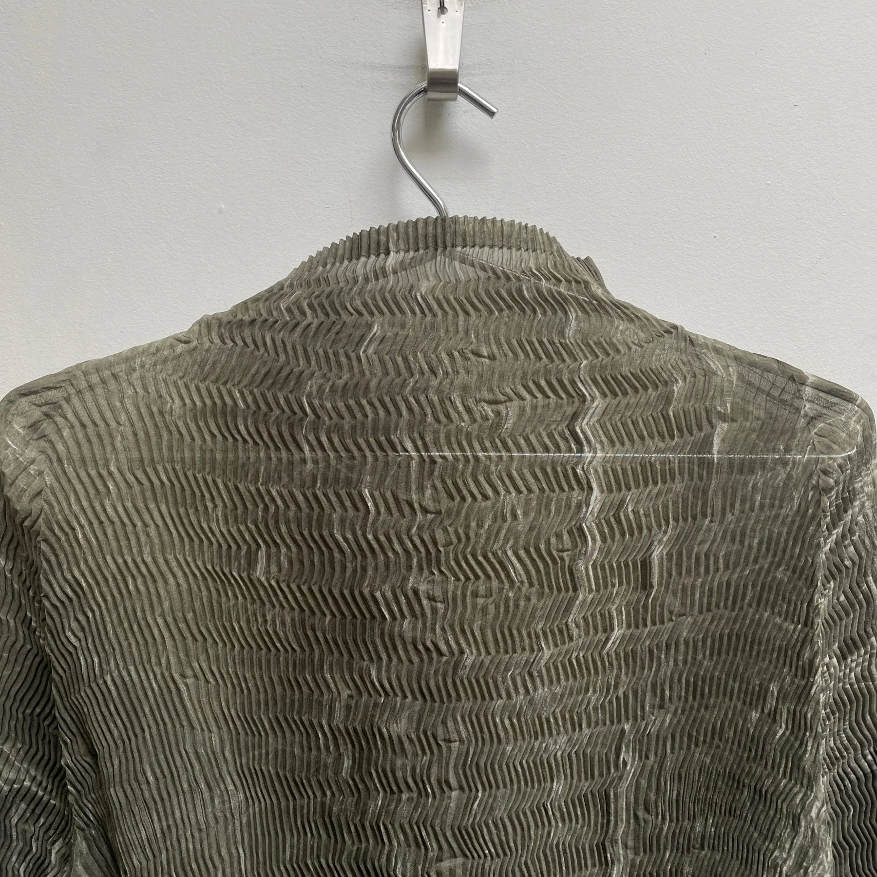 90s Issey Miyake Pleated Button-up - Image 7