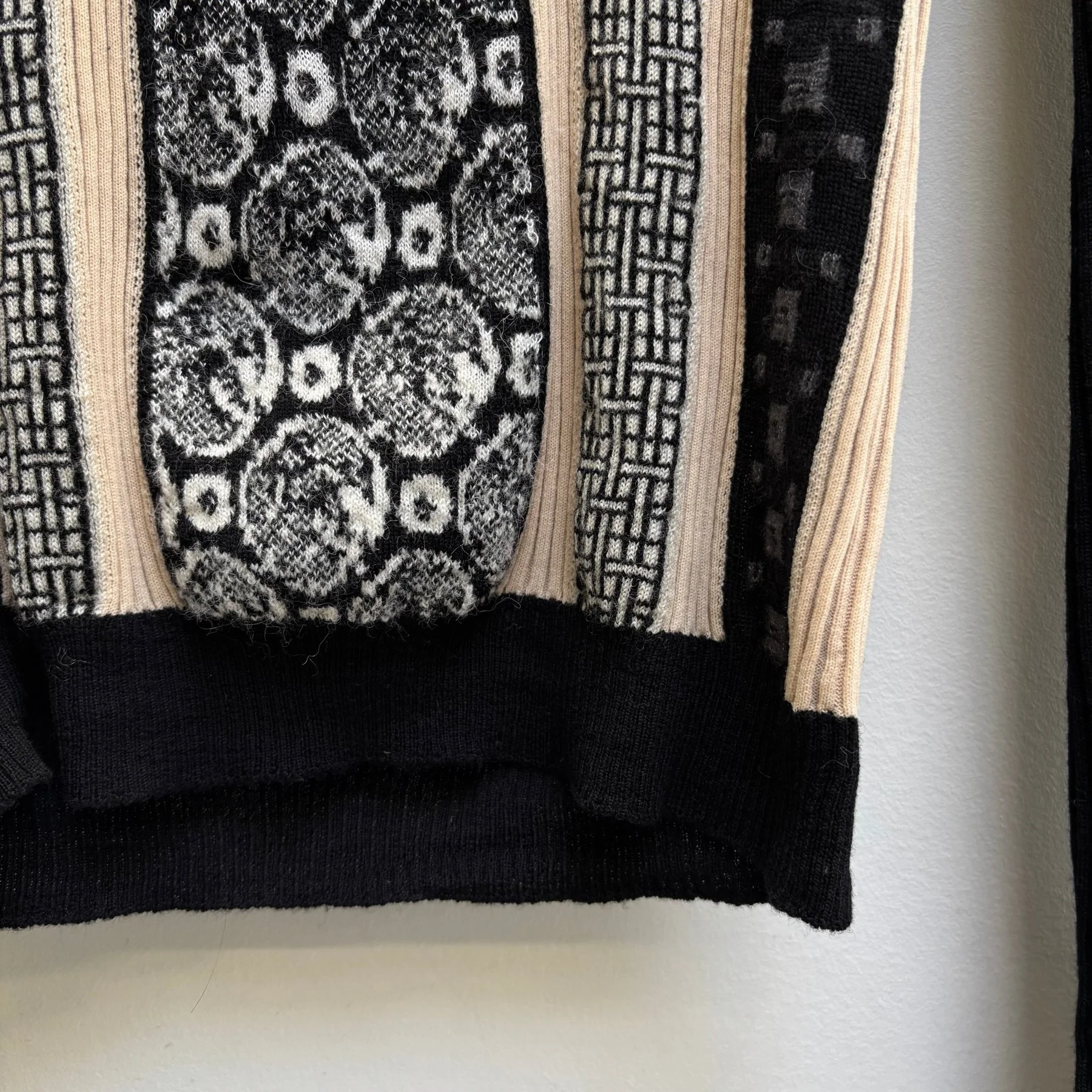 90s Jean Paul Gaultier Maillé Femme Patterned Knit Top - Image 7