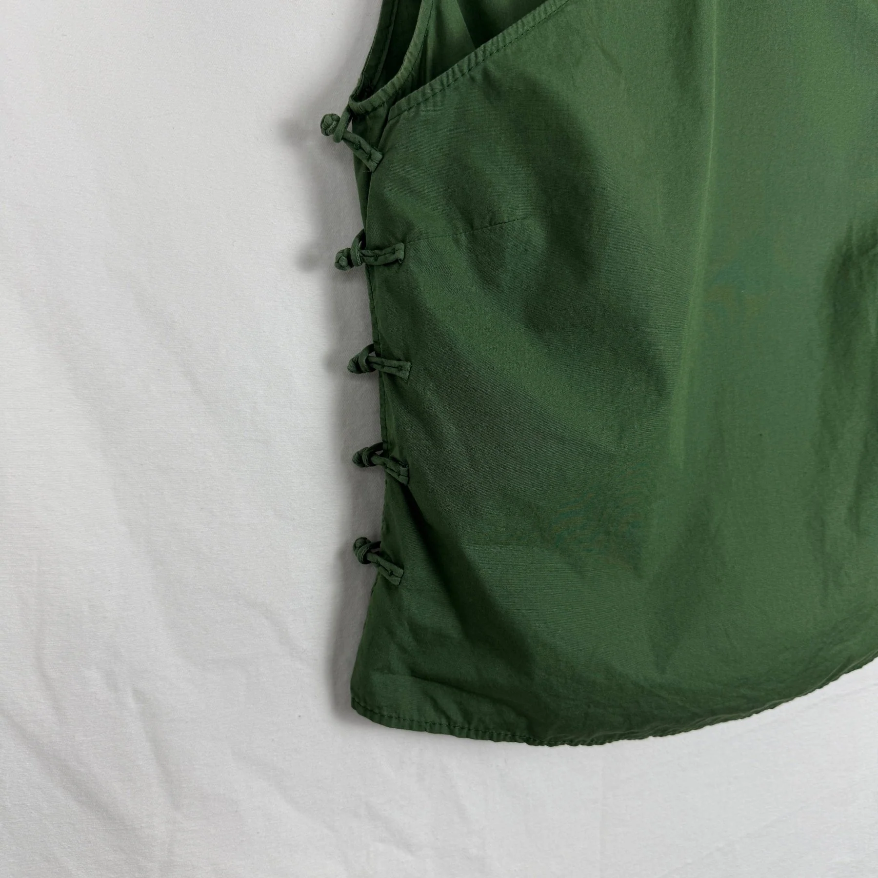 SS03 Miu Miu Knot Closure Sleeveless Blouse - Image 4