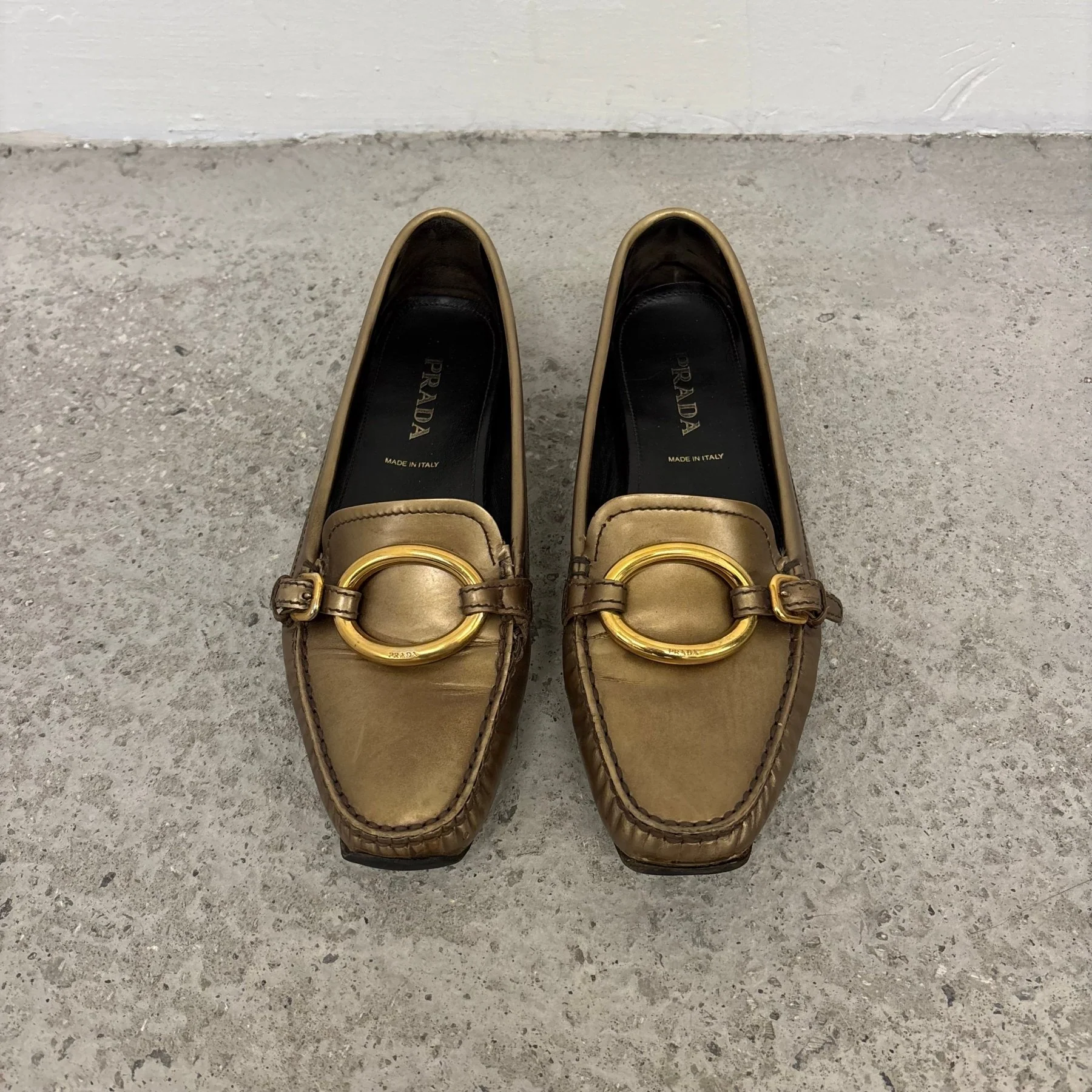 90s Prada Gold Ring Loafers - Image 3