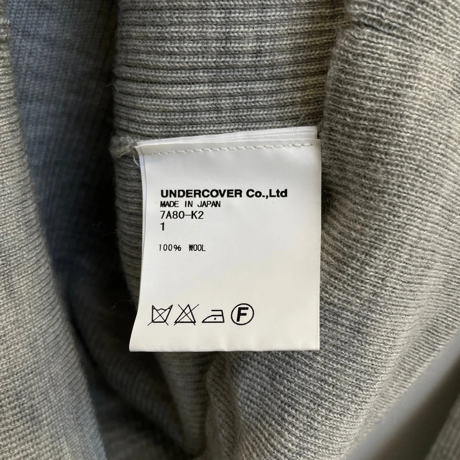 AW07 Undercover “Knit” Rolled V-Neck Longsleeve Undercover - Image 10