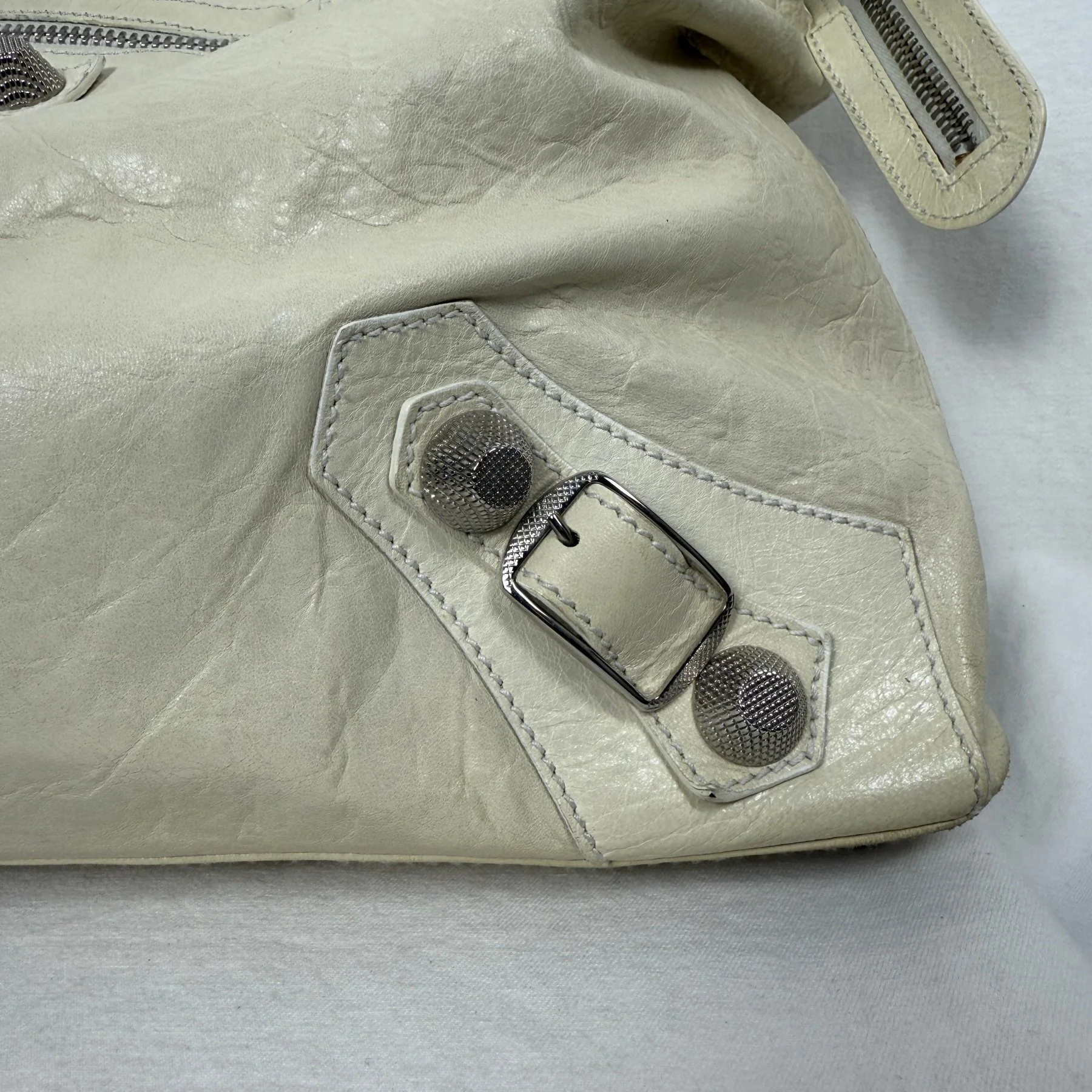 Balenciaga Giant Work Bag In Ivory - Image 16