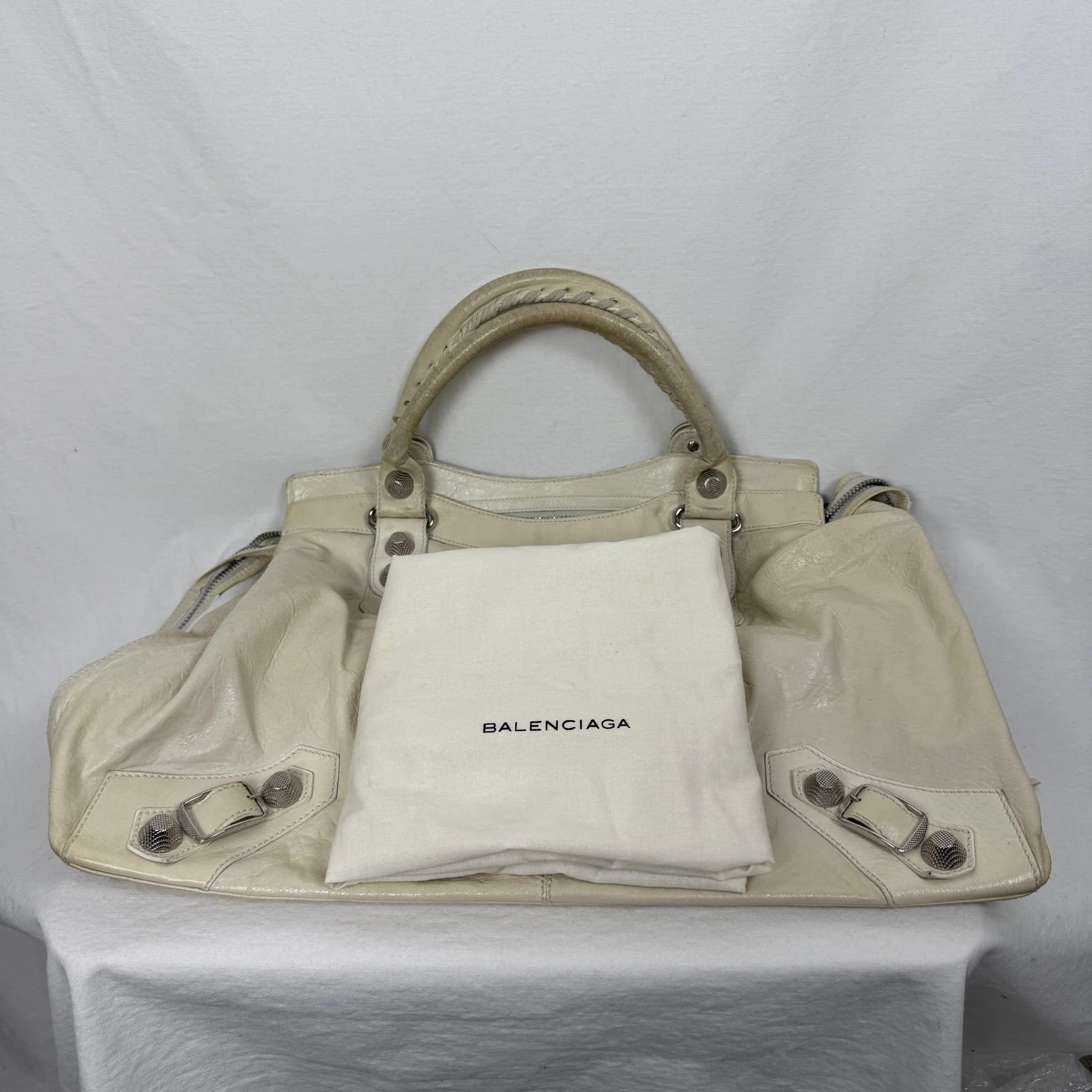 Balenciaga Giant Work Bag In Ivory - Image 21