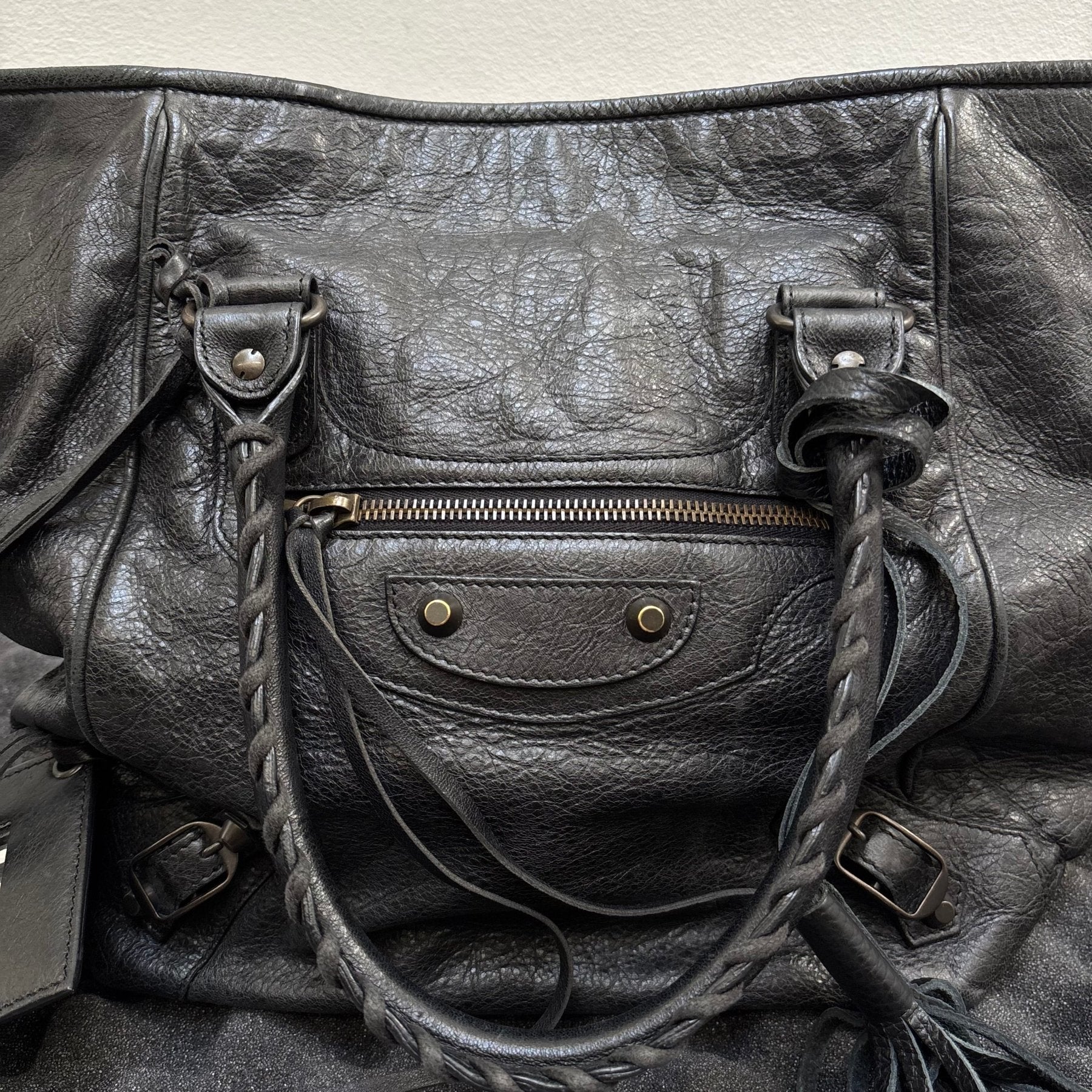 Balenciaga Leather Sunday Editors Leather Handbag - Image 10
