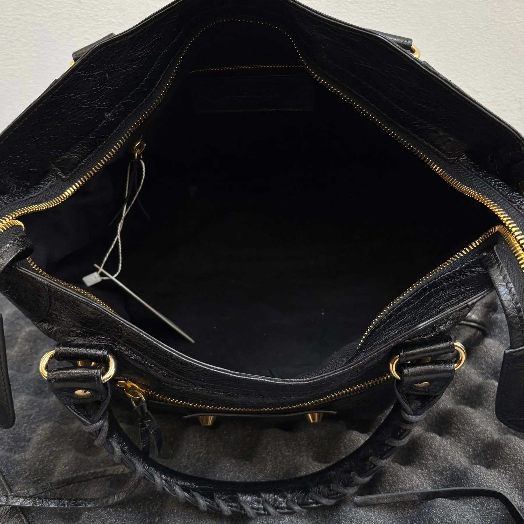 Balenciaga Velo Motocross Leather Handbag - Image 16
