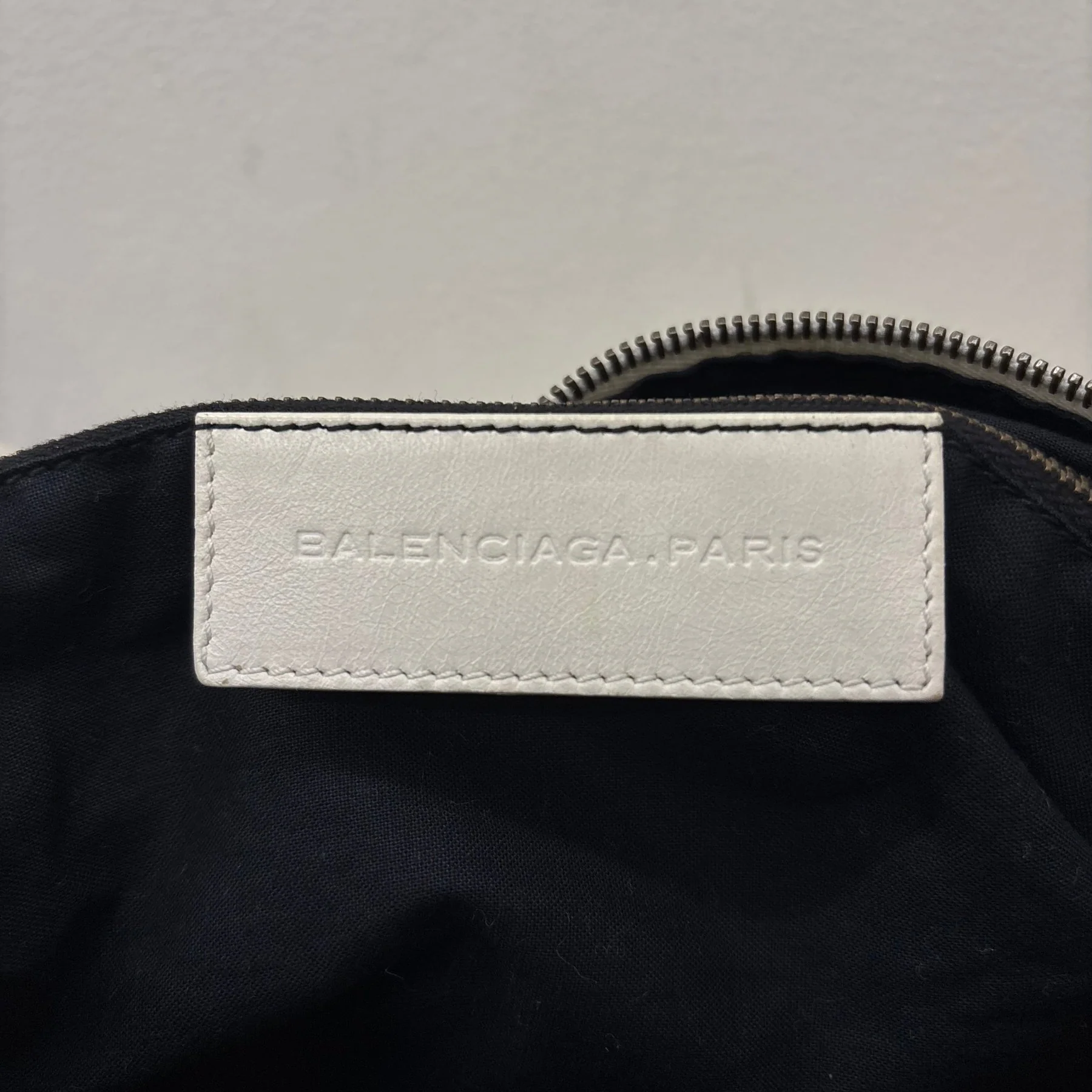 Balenciaga White Twiggy Leather Bag - Image 18