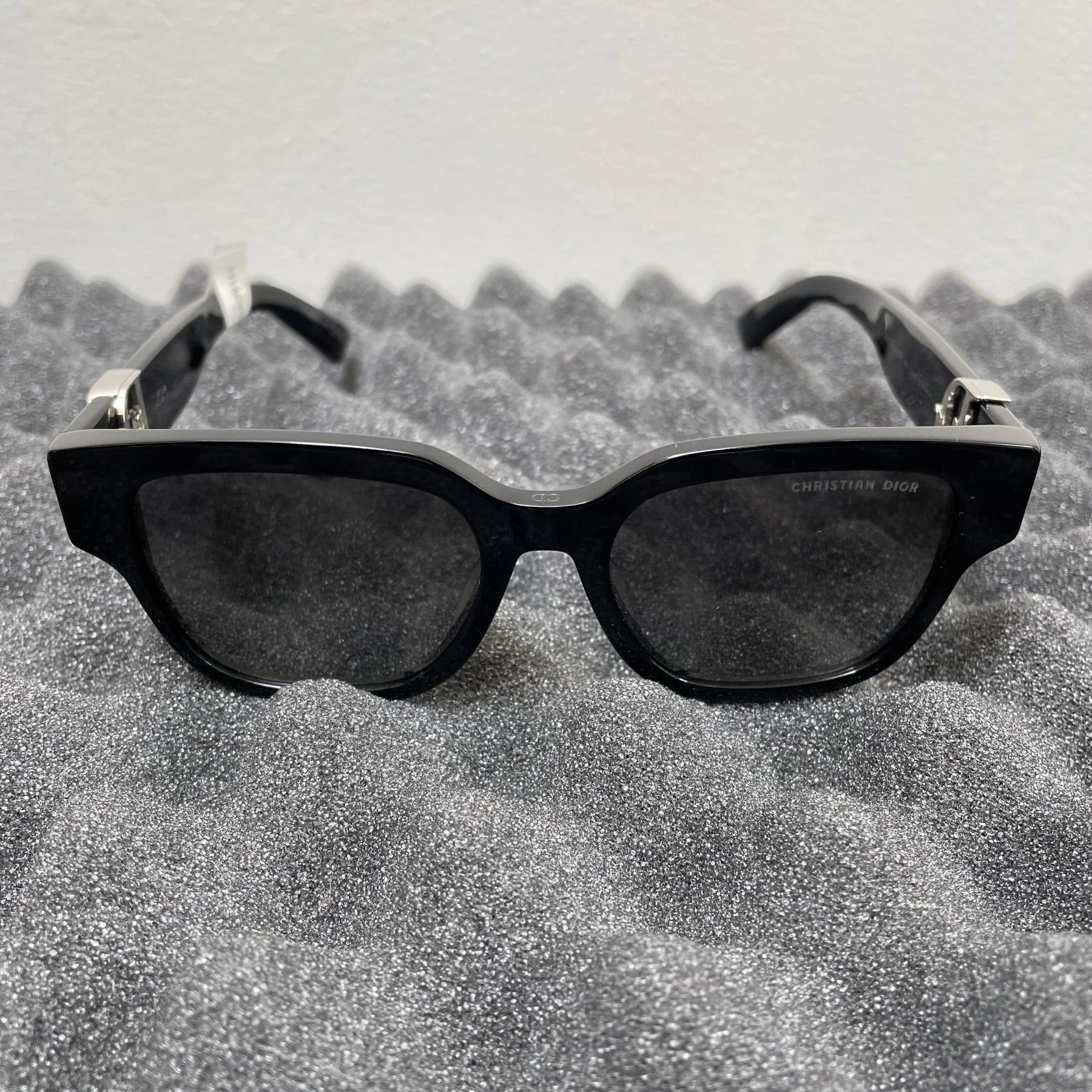 Christian Dior Oblique SF1 Black Sunglasses - Image 4