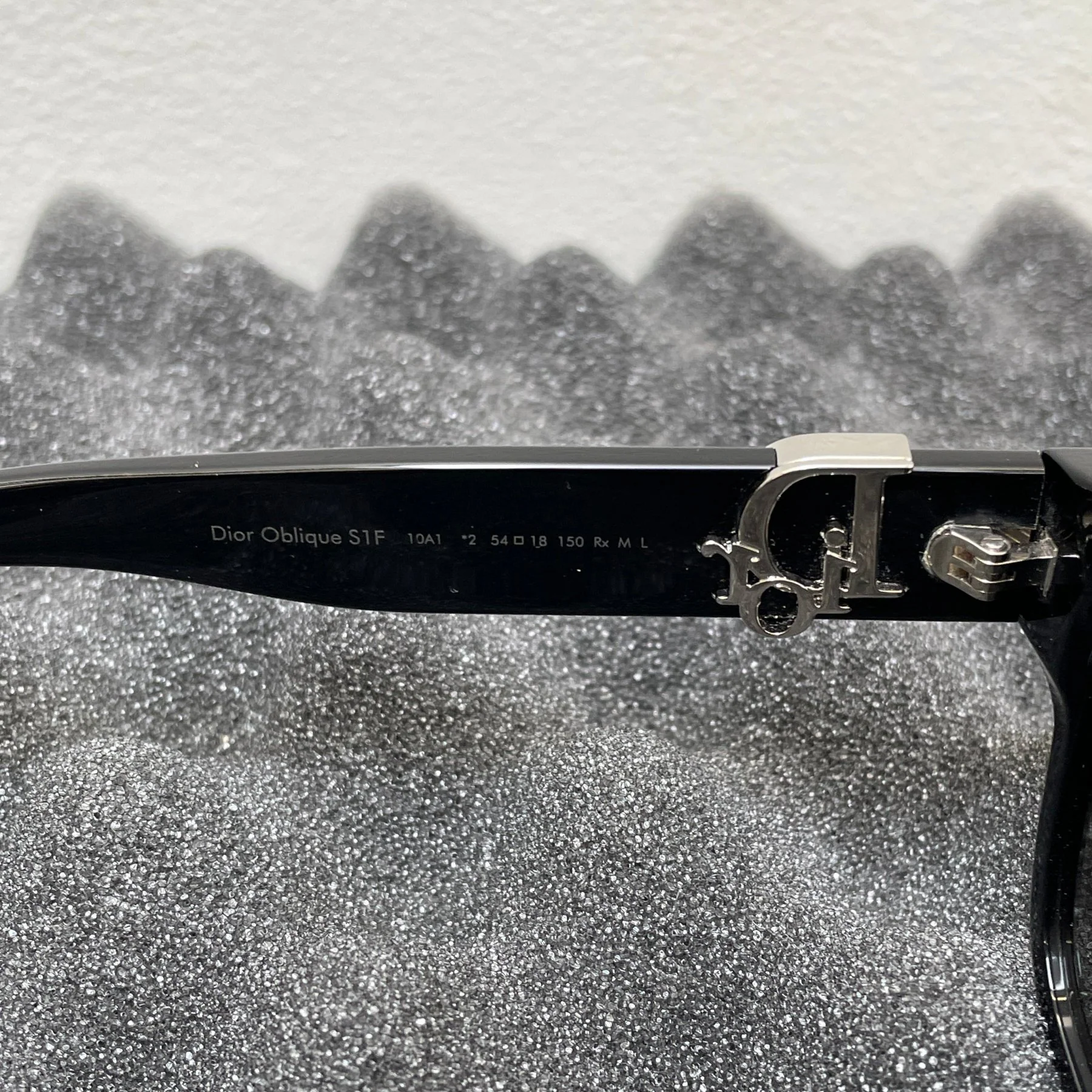 Christian Dior Oblique SF1 Black Sunglasses - Image 6