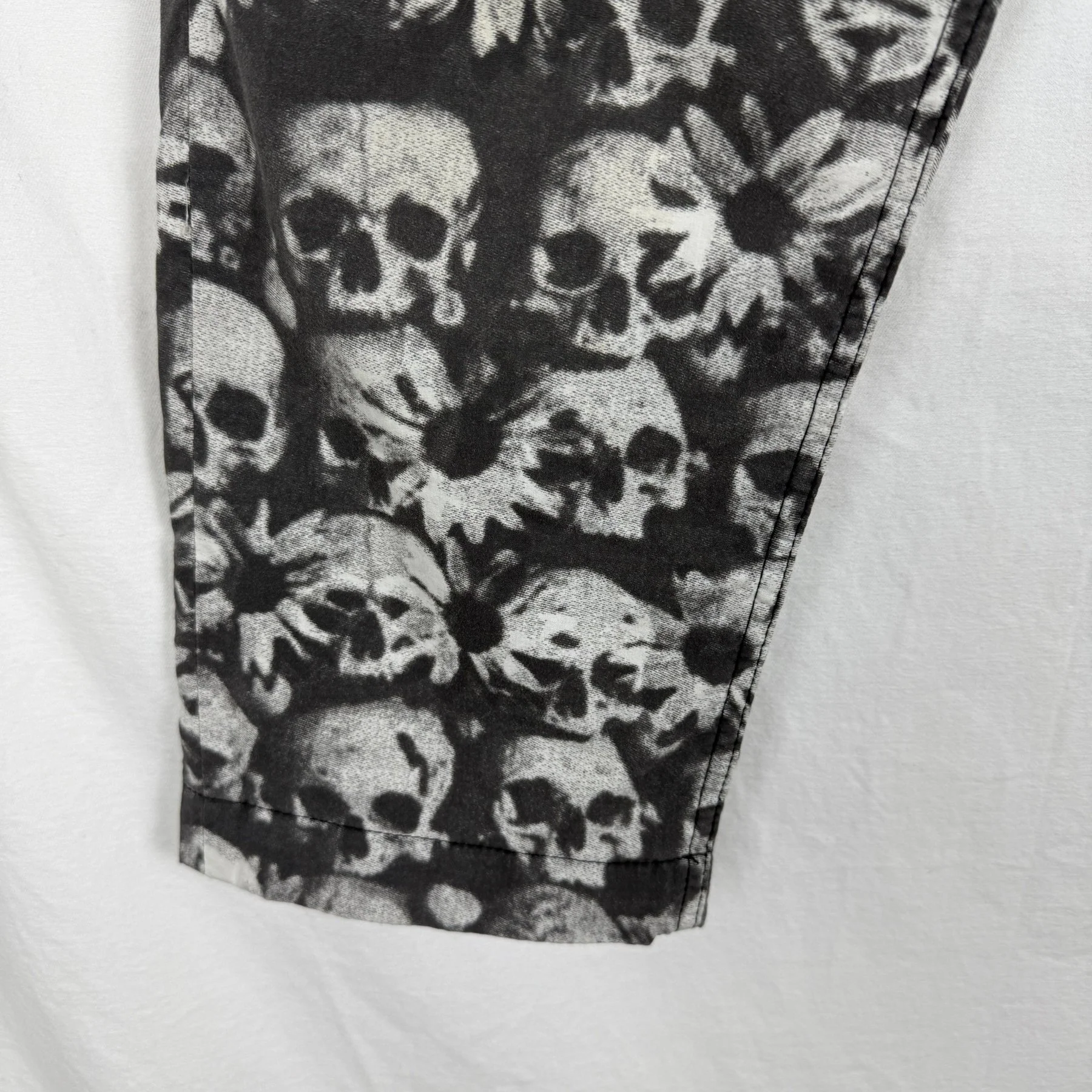 FW11 Comme des Garcons Homme Plus Print Cropped Pants - Image 4