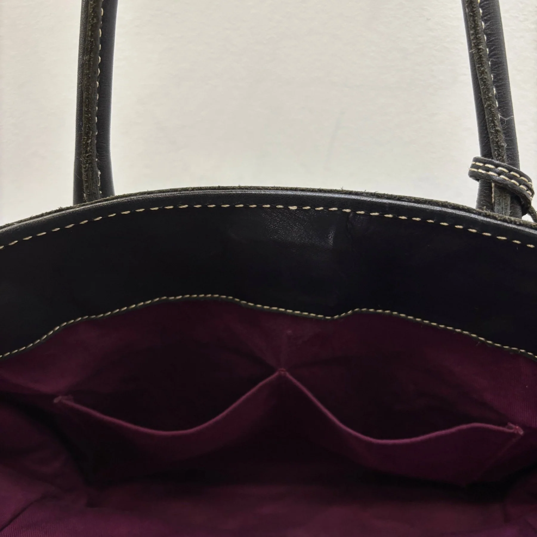 Contrast Stitching Leather Firkin Handbag - Image 15