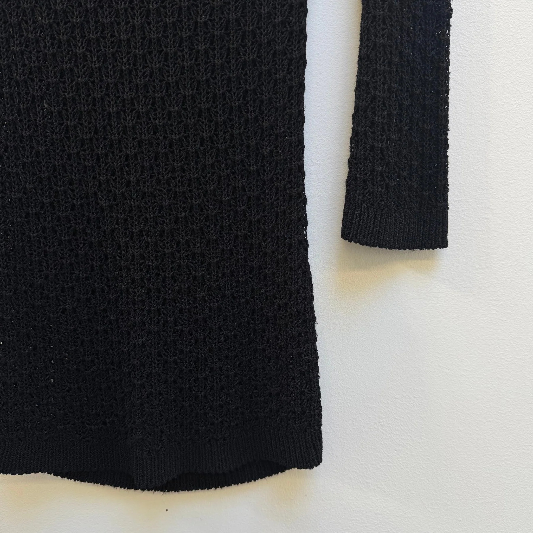 Dolce & Gabbana Cropped Sleeve Knit Top - Image 5
