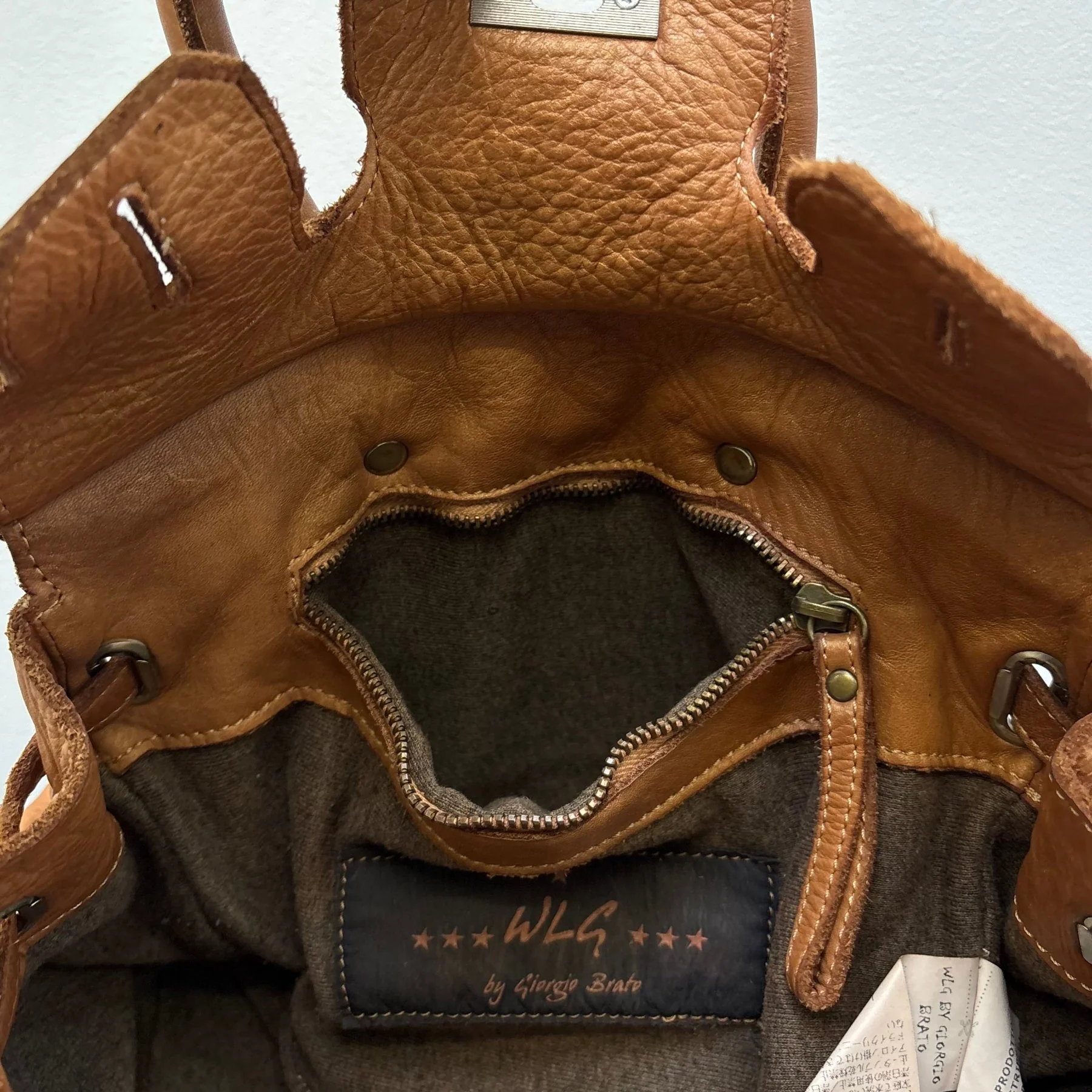 Firkin Brown Star Leather Handbag - Image 14