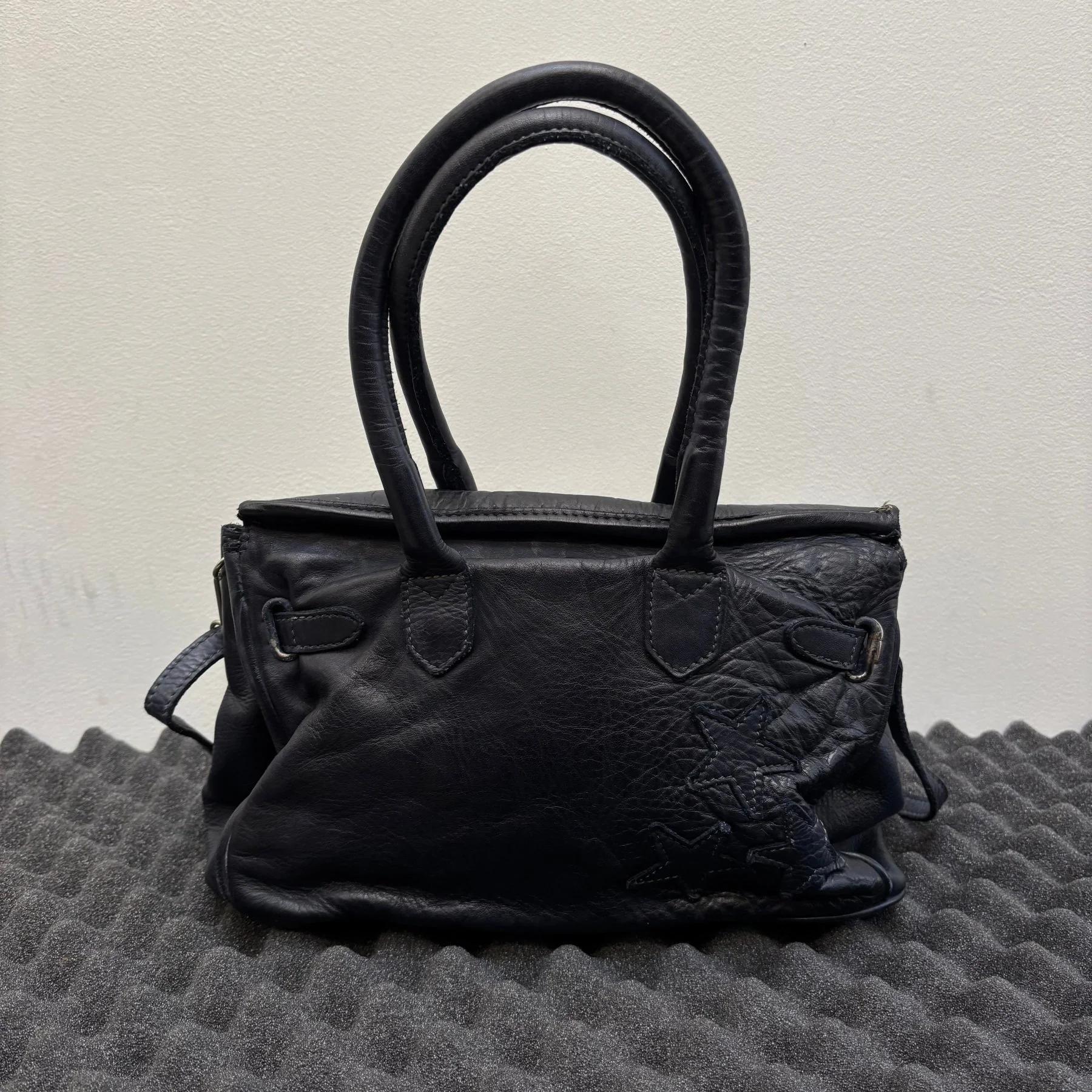 Firkin Navy Star Leather Handbag - Image 2