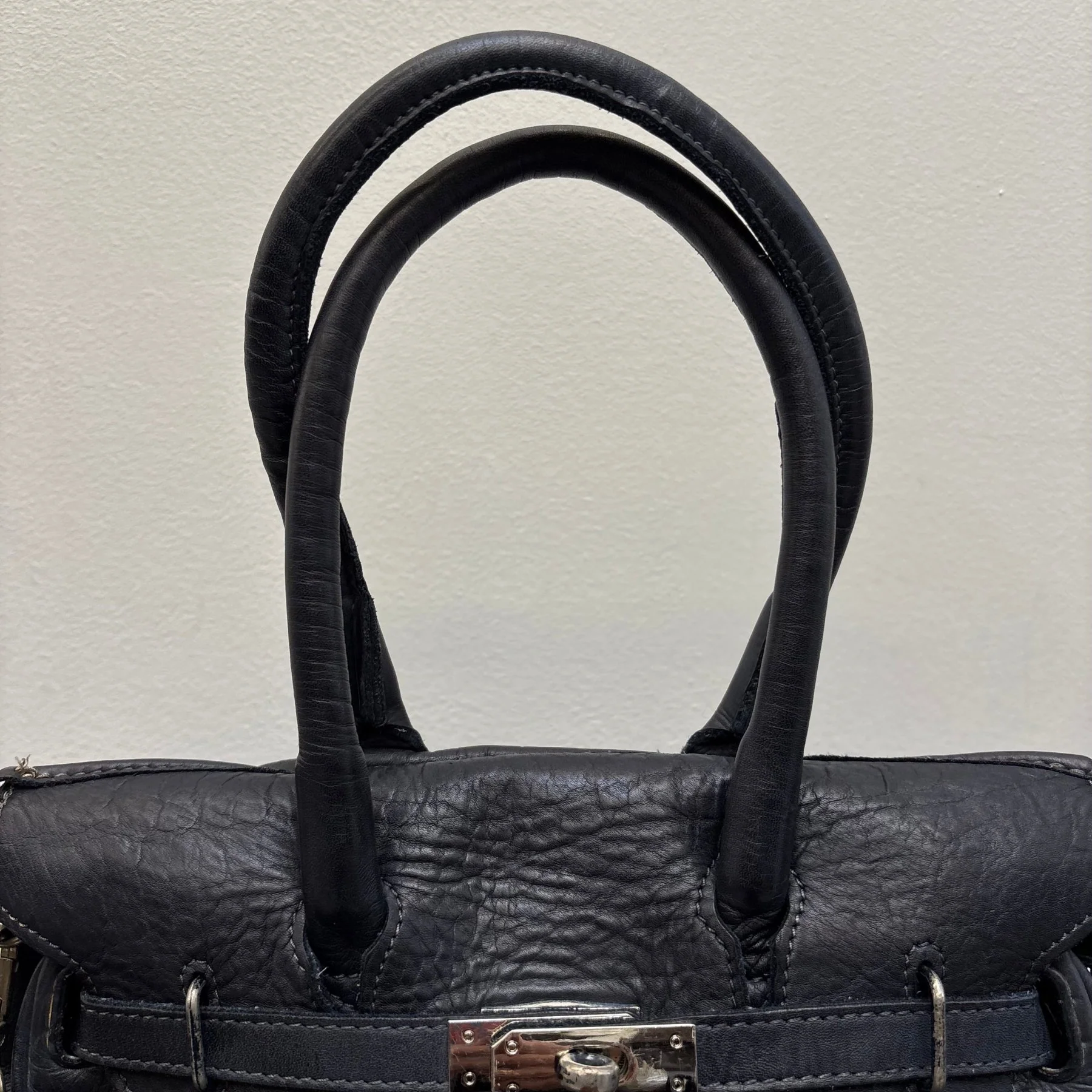 Firkin Navy Star Leather Handbag - Image 6
