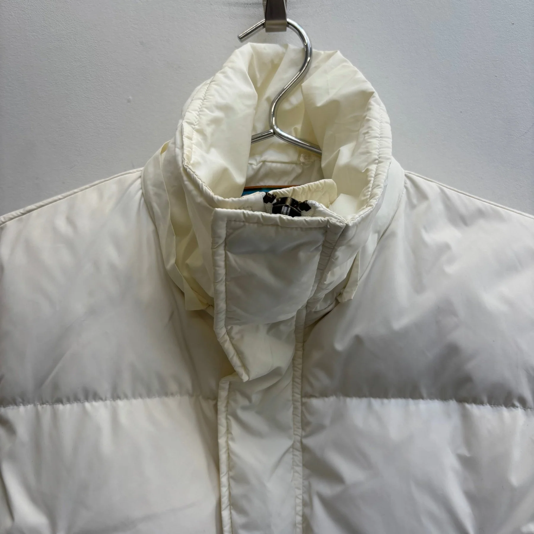 FW08 Dsquared2 Cropped Puffer Jacket - Image 3
