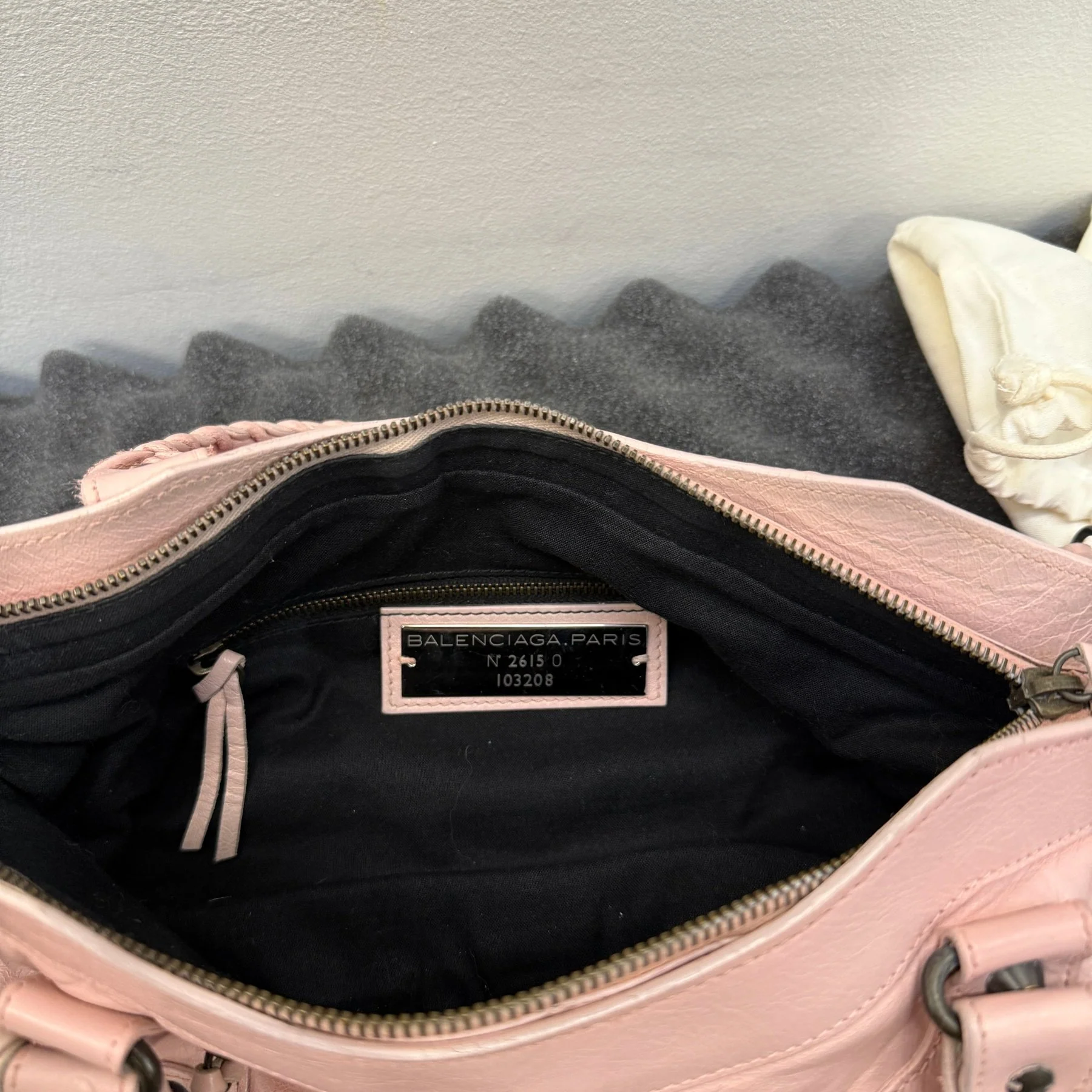 FW10 Balenciaga First Bag by Nicholas Ghesquiere in Baby Pink - Image 8