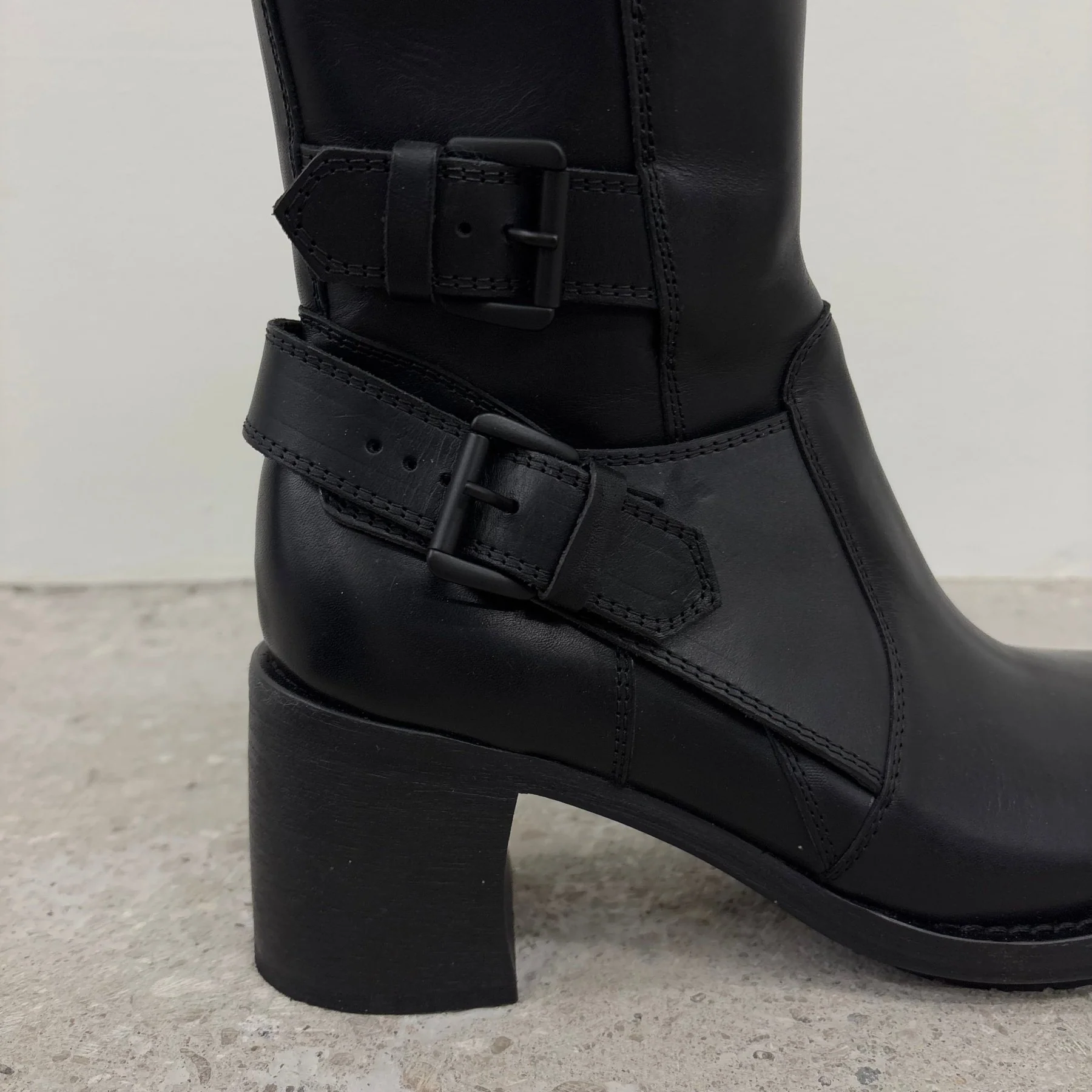 FW18 Ann Demeulemeester Leather Belt Heeled Boots - Image 7