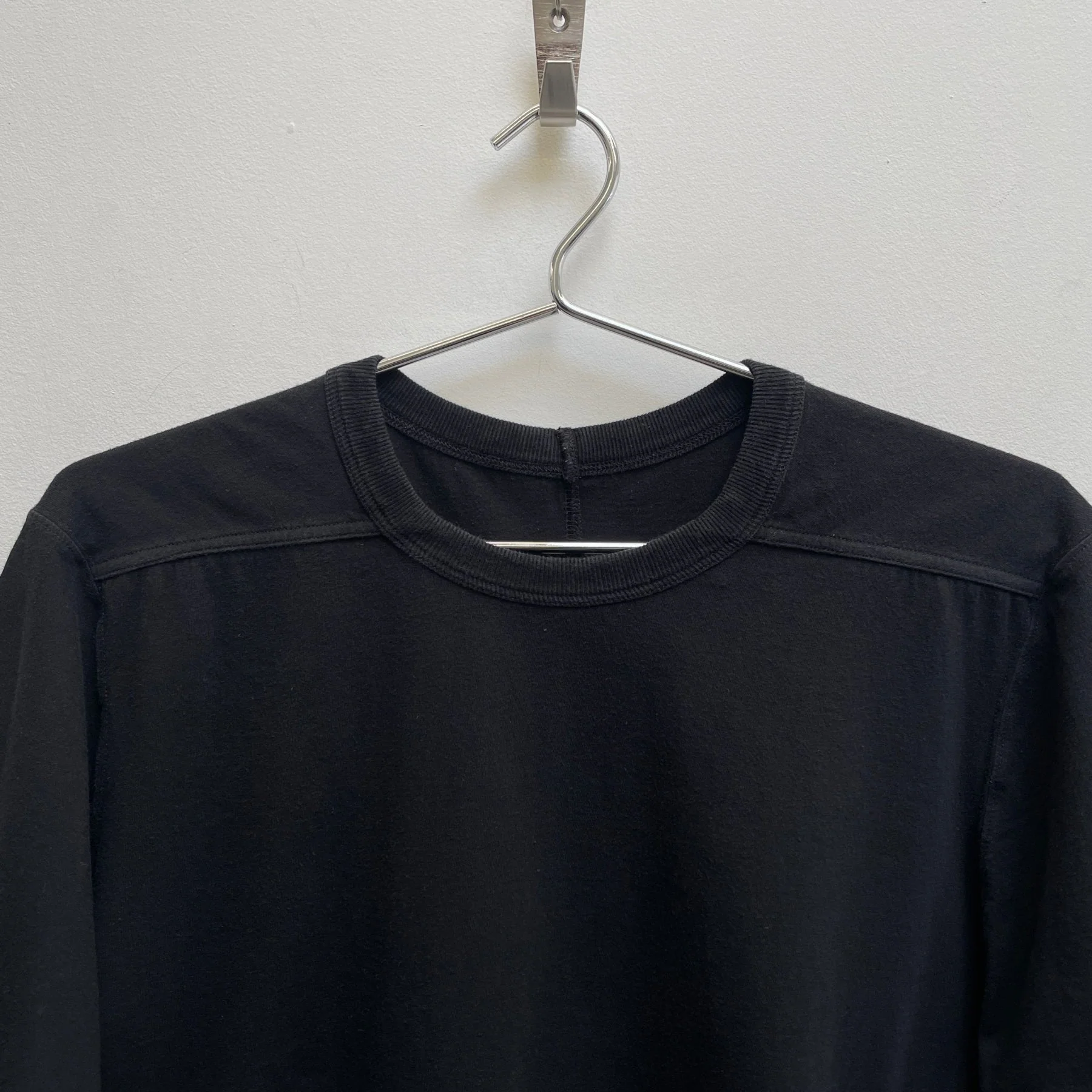 FW19 Rick Owens “LARRY” Black T-Shirt - Image 3