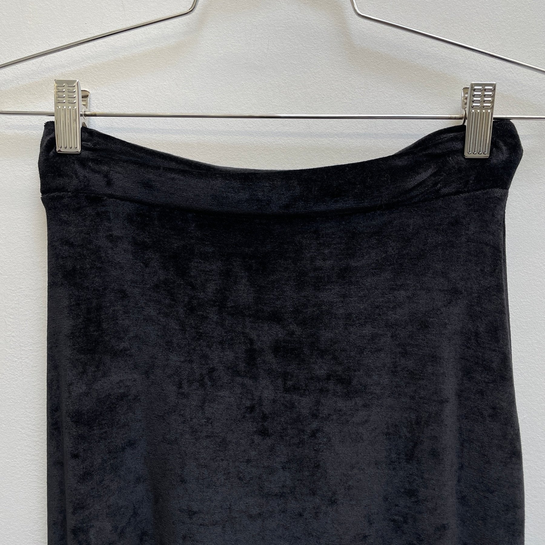 FW23 Balenciaga Velvet Maxi Skirt - Image 3