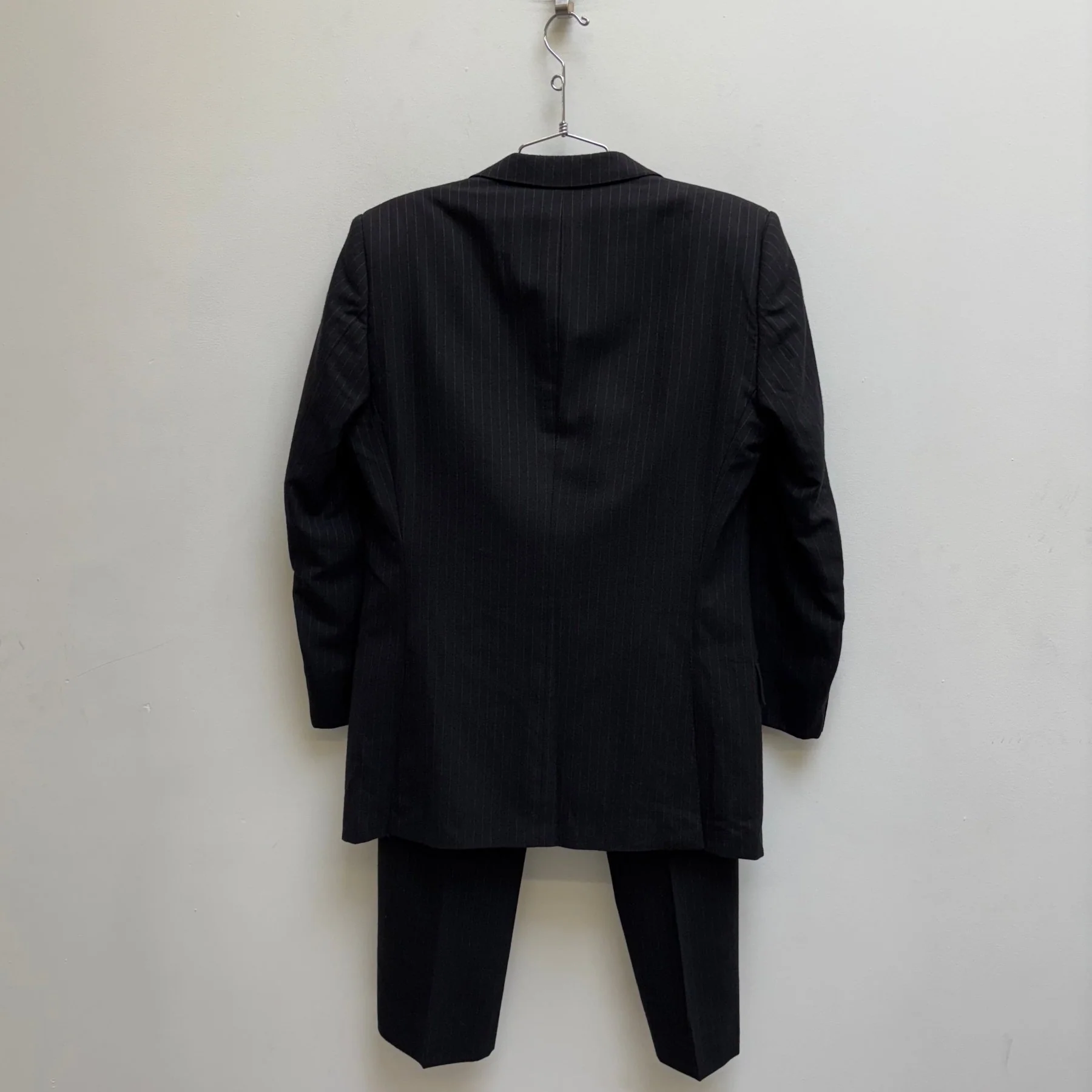 FW97 Gucci by Tom Ford Striped Suit Set - Image 2