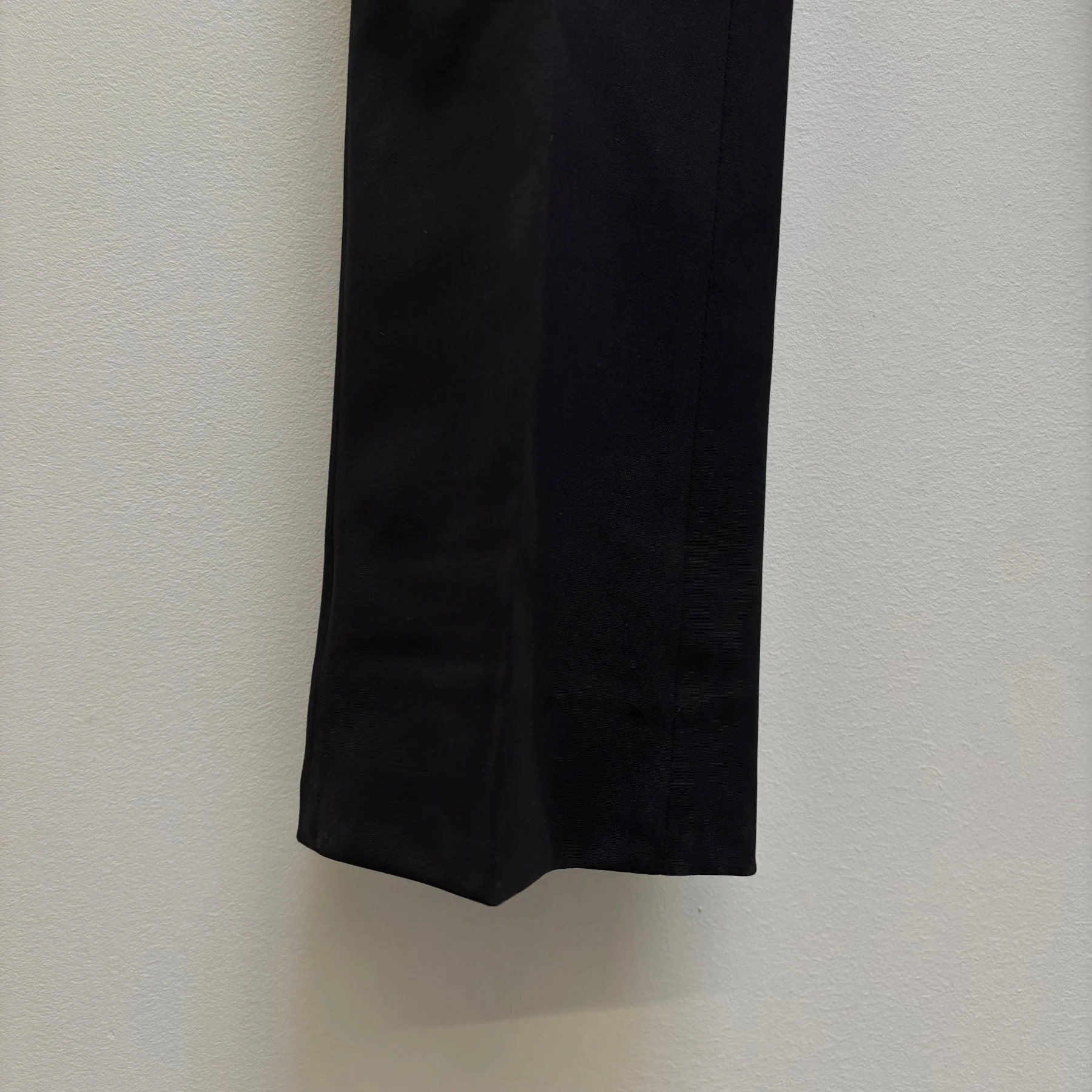Gucci Low Rise Dress Pants - Image 8