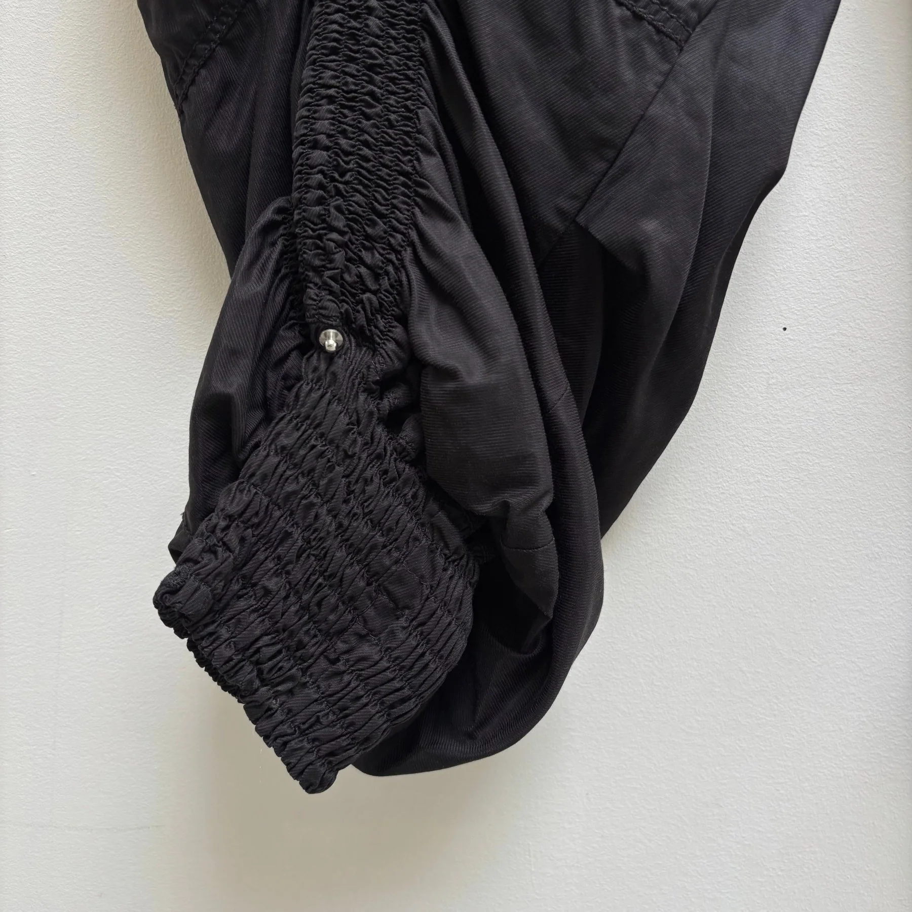 HIGH USE Parachute Capris Pants - Image 13